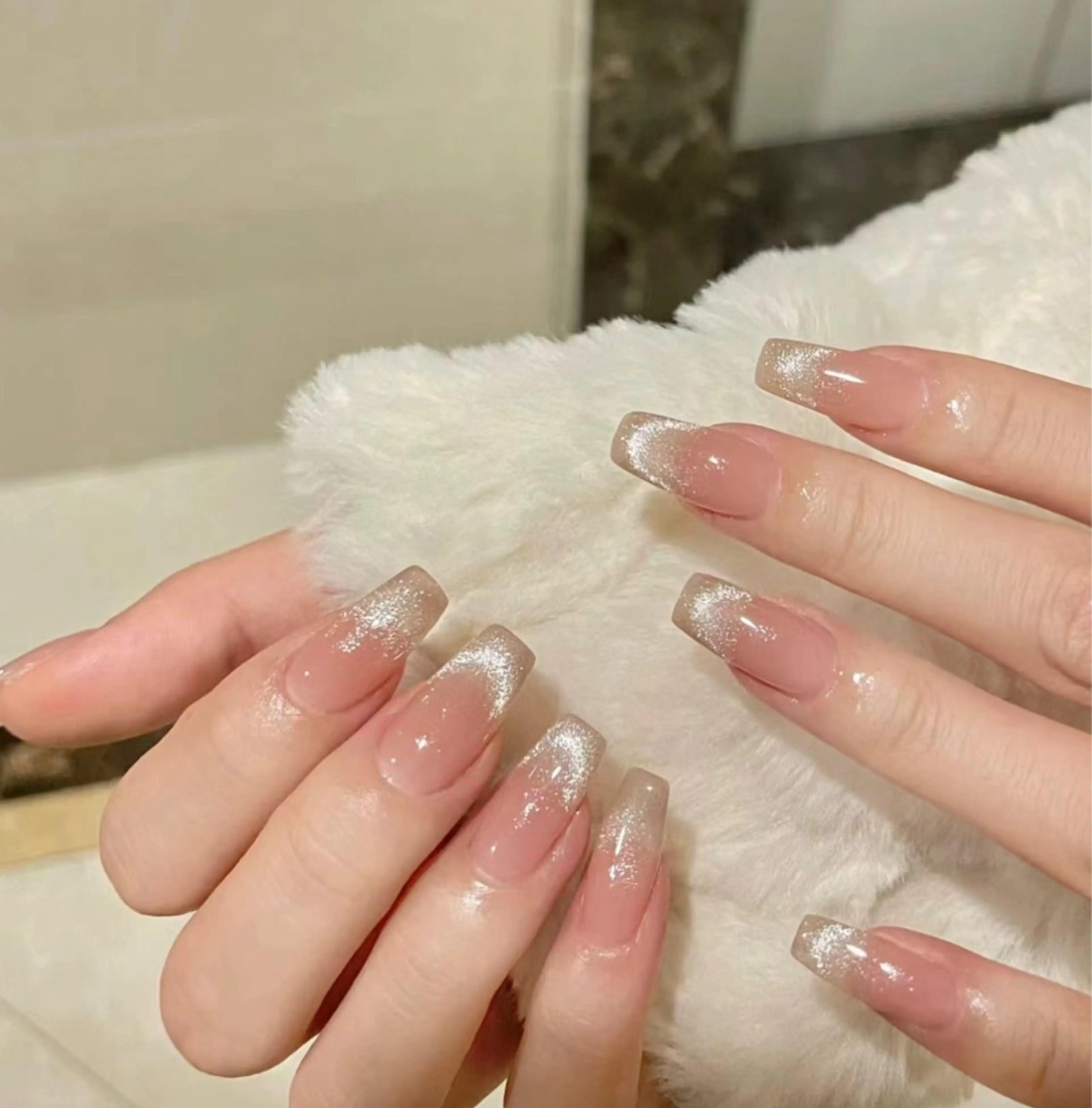 安い・超人気Hand🙋‍♀️SNS✨チークマグネットフレンチ￥4,980🌟🌟🌟🌟🌟10月限定の写真