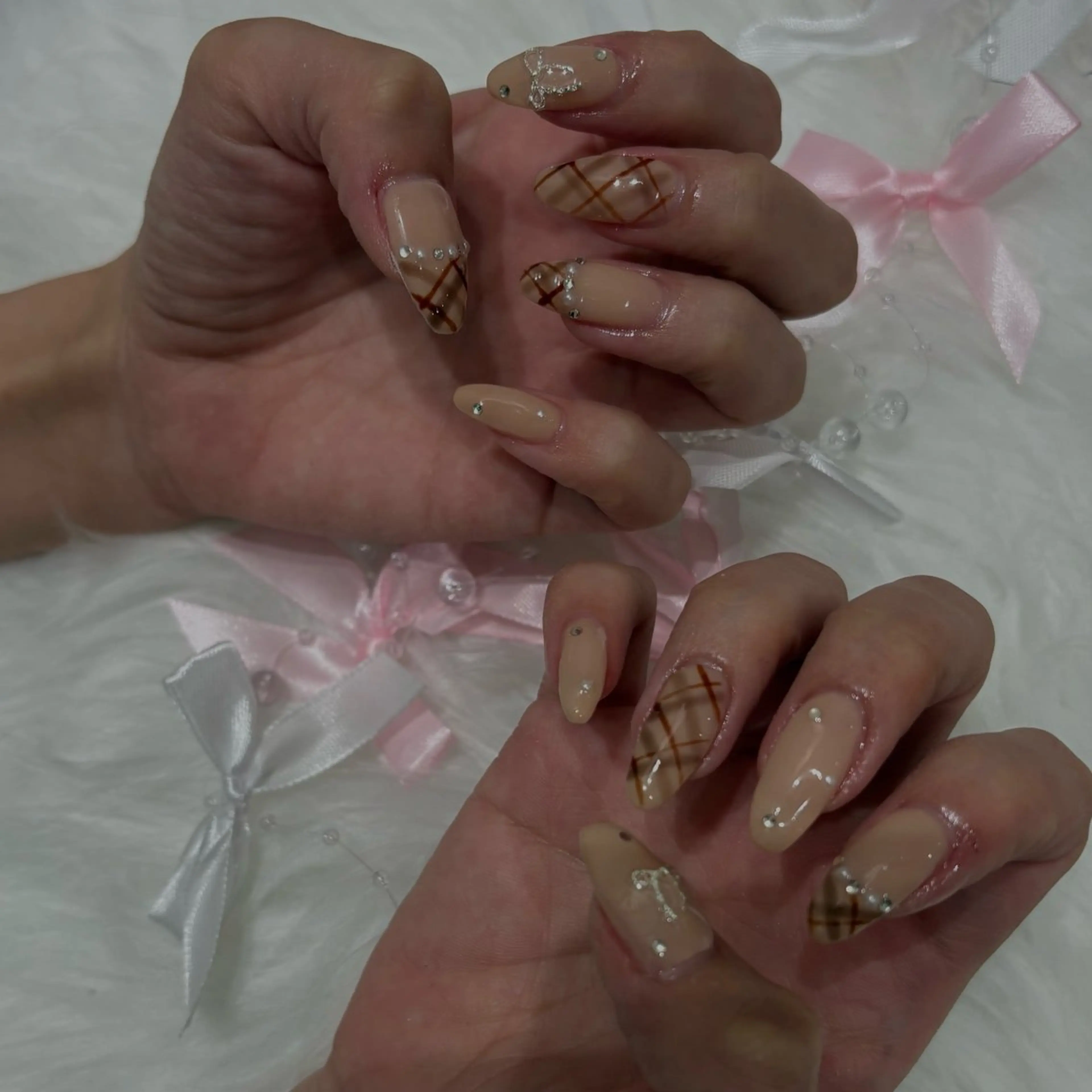 ネイル アートネイル 長さ出し フットネイル ハート キラキラネイル Vante梅田店所属・vante_aimi .パラジェル取扱店のネイルデザイン