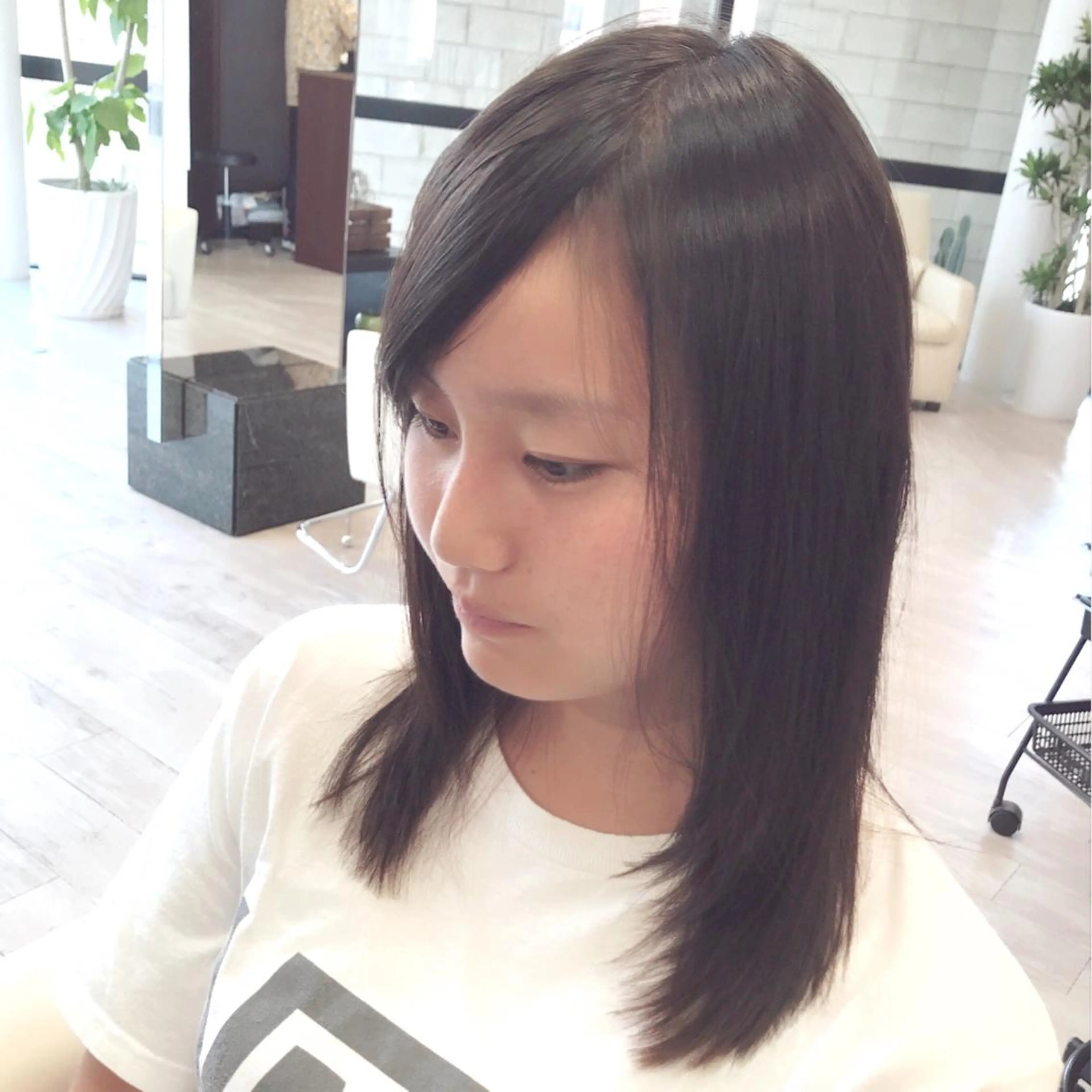 ミディアム カラー パーマ ヘアアレンジ メンズ キッズ ネイル マツエク・マツパ Leyシェアサロン所属・Ken ドライカット ✂️髪質改善のヘアスタイル