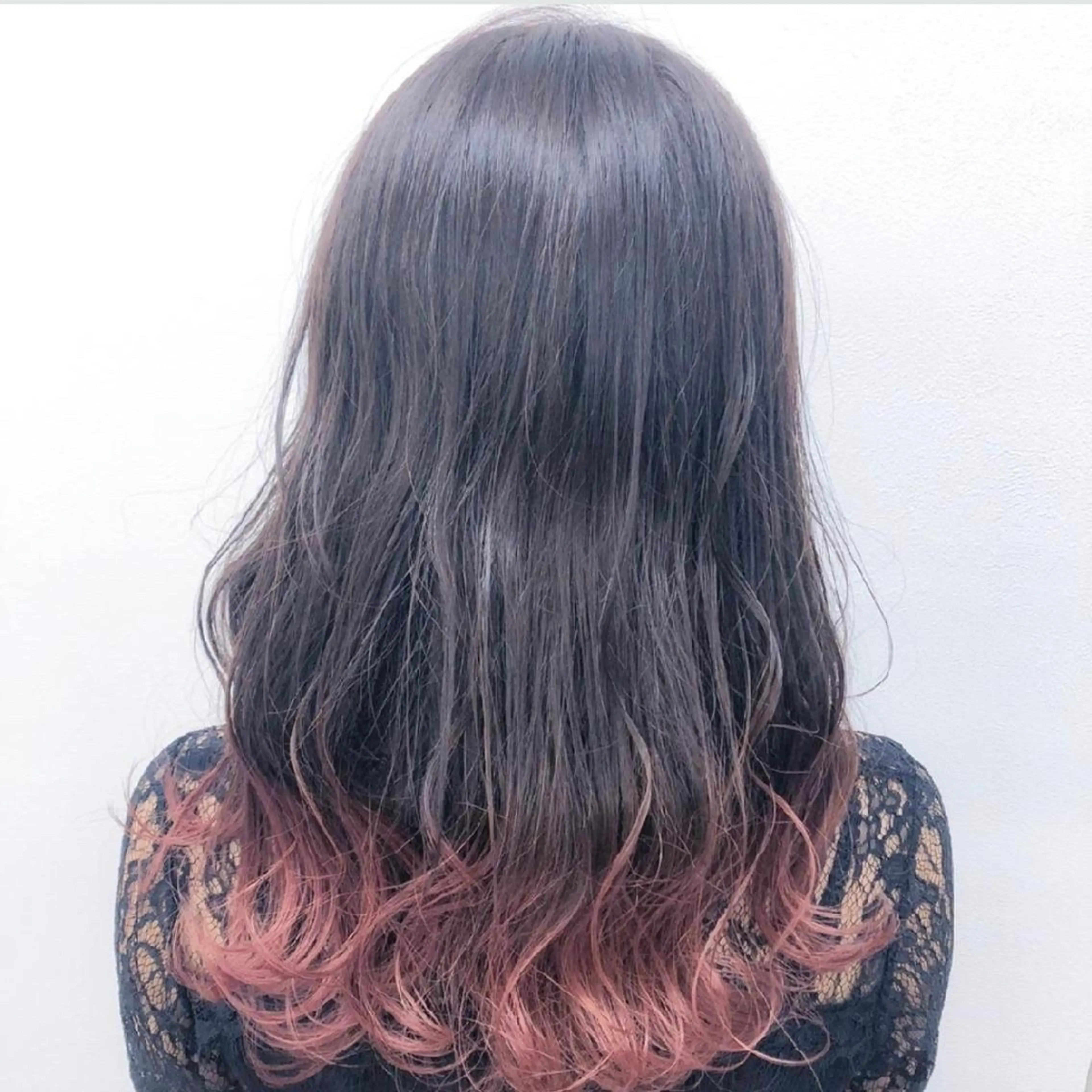 ミディアム ヘアアレンジ カラー 🤍💕ブリーチカラ ーAyaka💕🤍のヘアスタイル