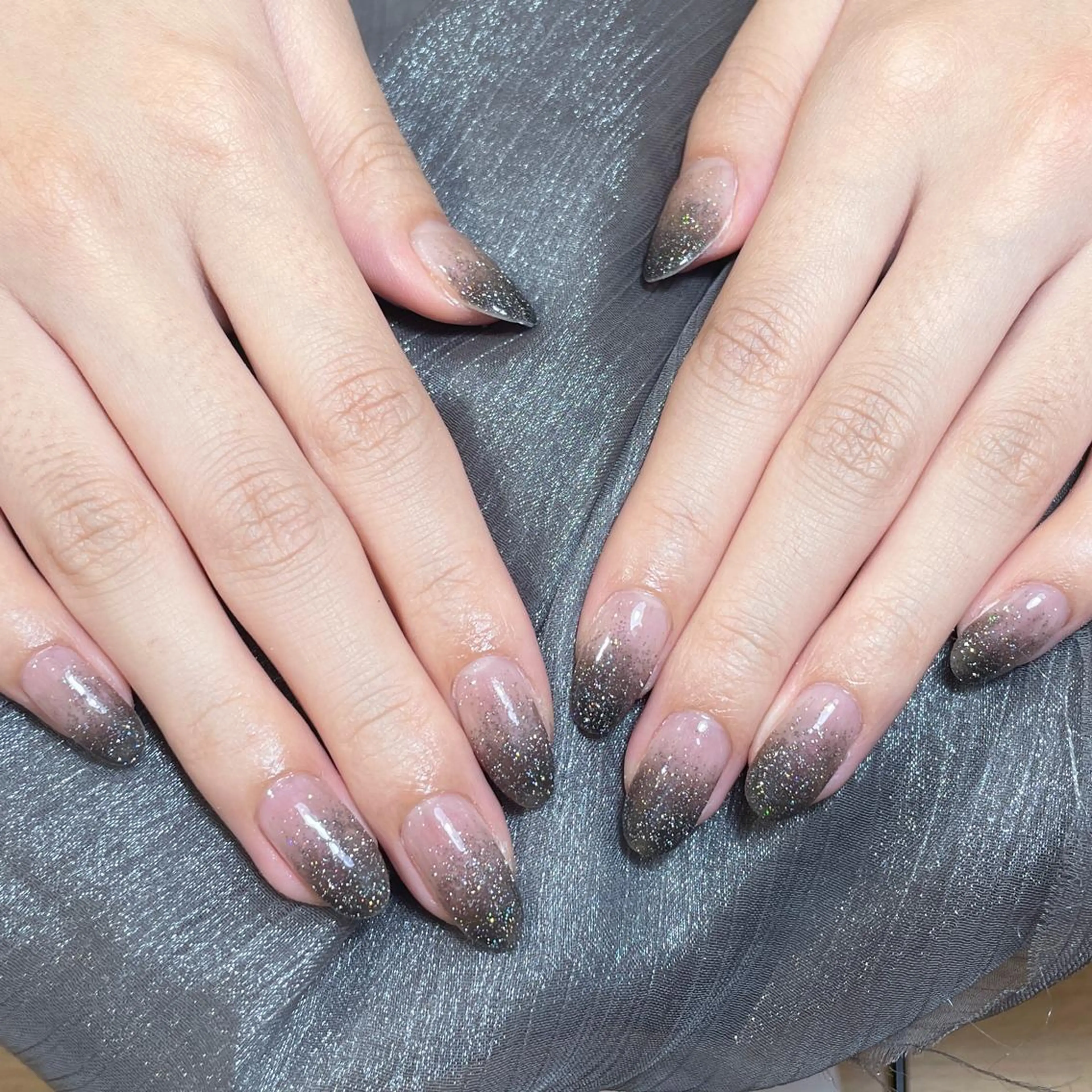 ネイル アートネイル オーロラネイル ガーリー キラキラネイル 韓国ネイル ハンドネイル DIAMOND 💦のネイルデザイン