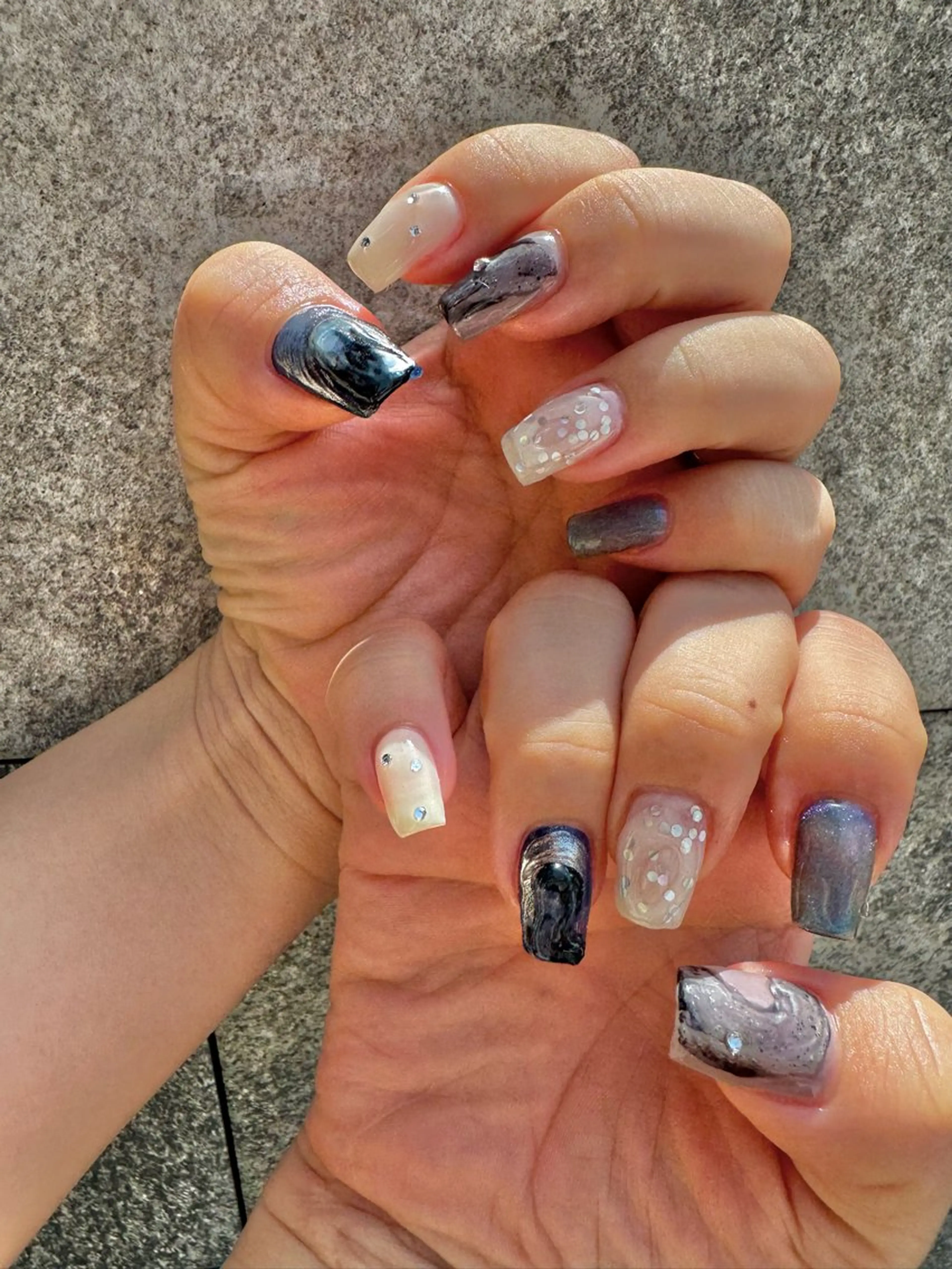 ネイル 持ち込み ニュアンスネイル ハンドネイル CALMO WORKSのネイルデザイン