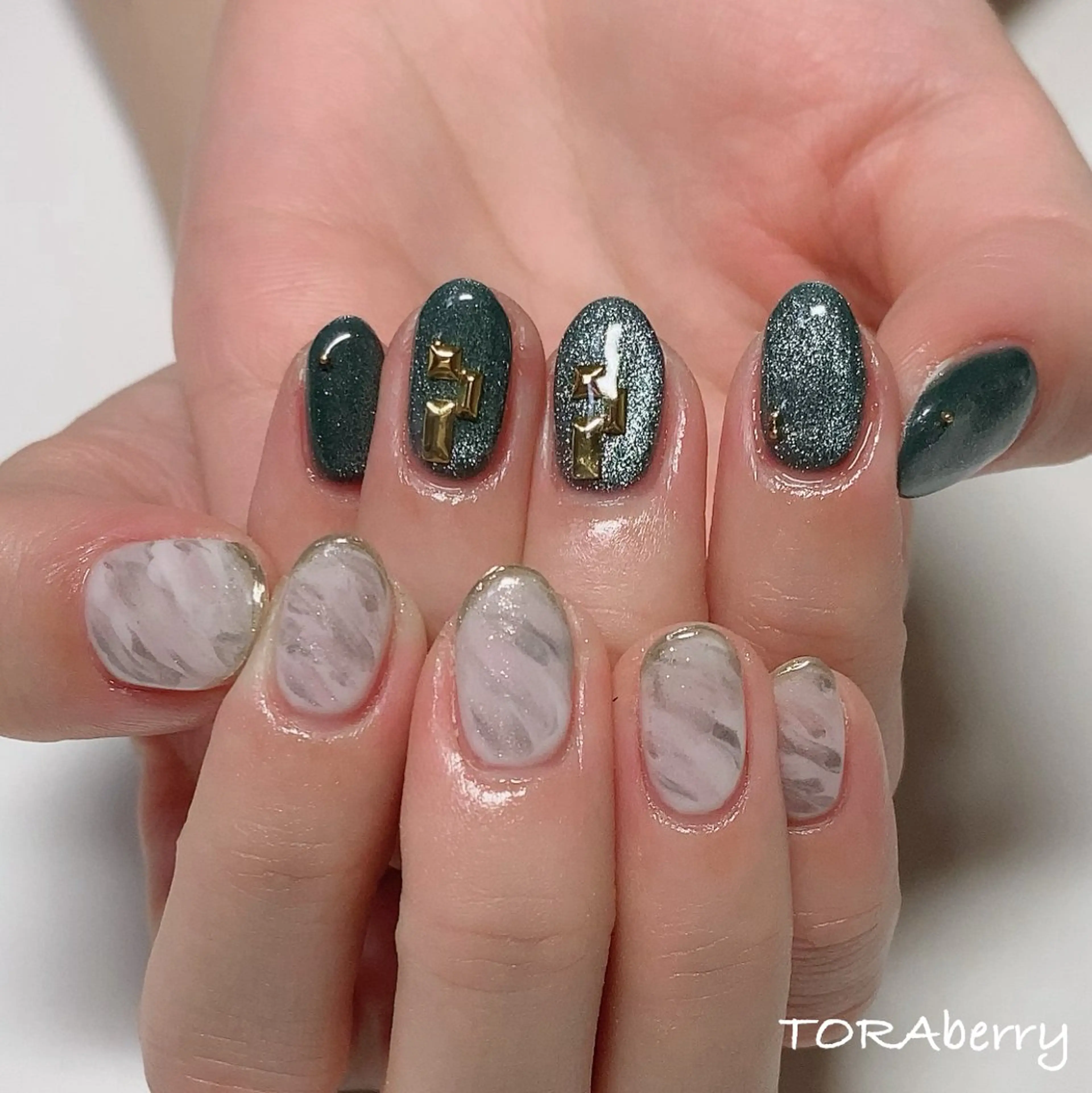 ネイル ハンドネイル ネイリスト なつみのネイルデザイン