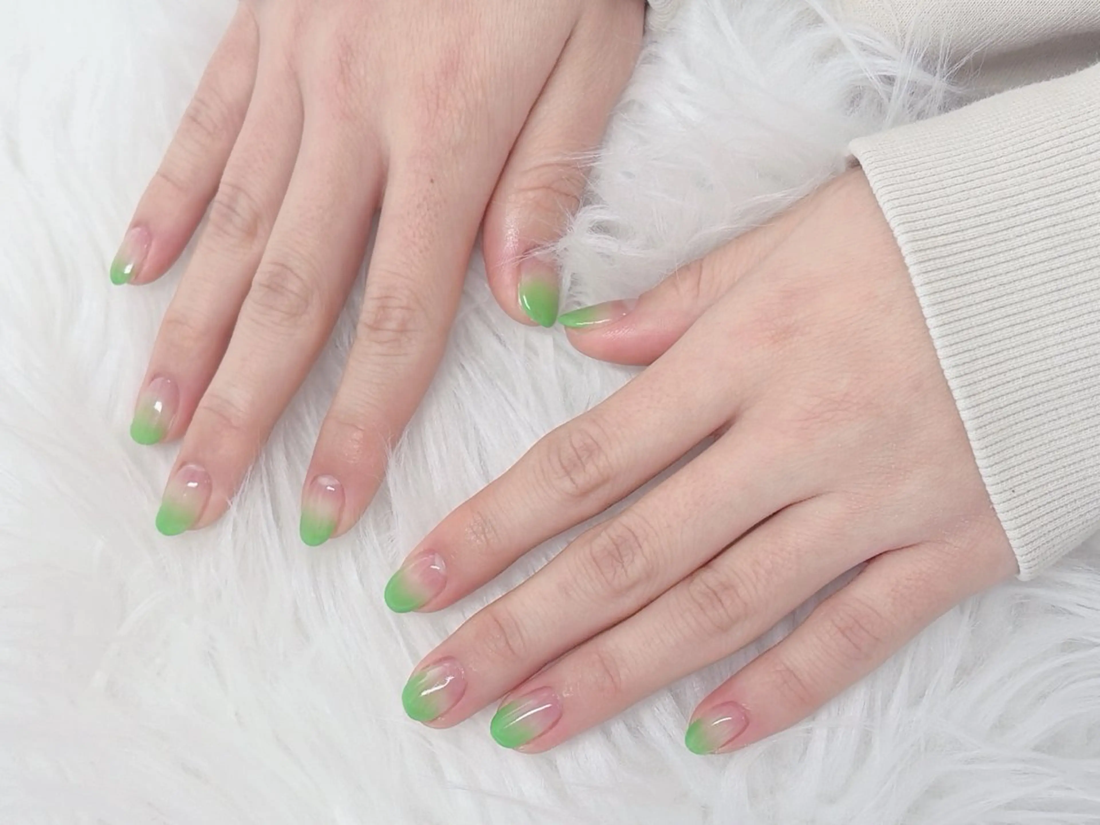 ネイル グラデーション Ayana🐺 Ada立川店🩵ᩚのネイルデザイン