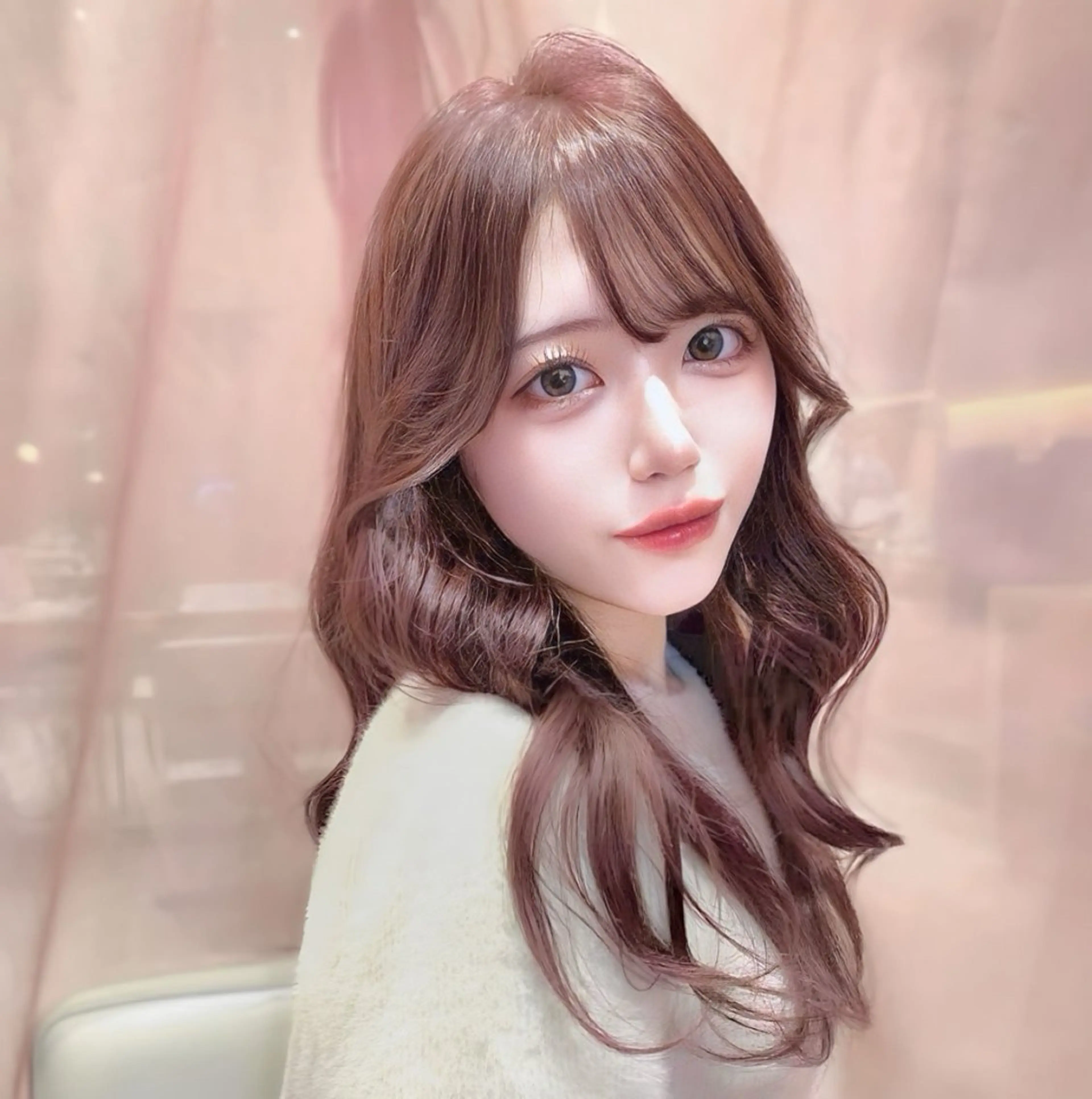 ロング カラー カット ヘアカラー トリートメント ヘッドスパ ヘアセット 韓国ヘア/レイヤー/ 顔まわり/りょーとのヘアスタイル