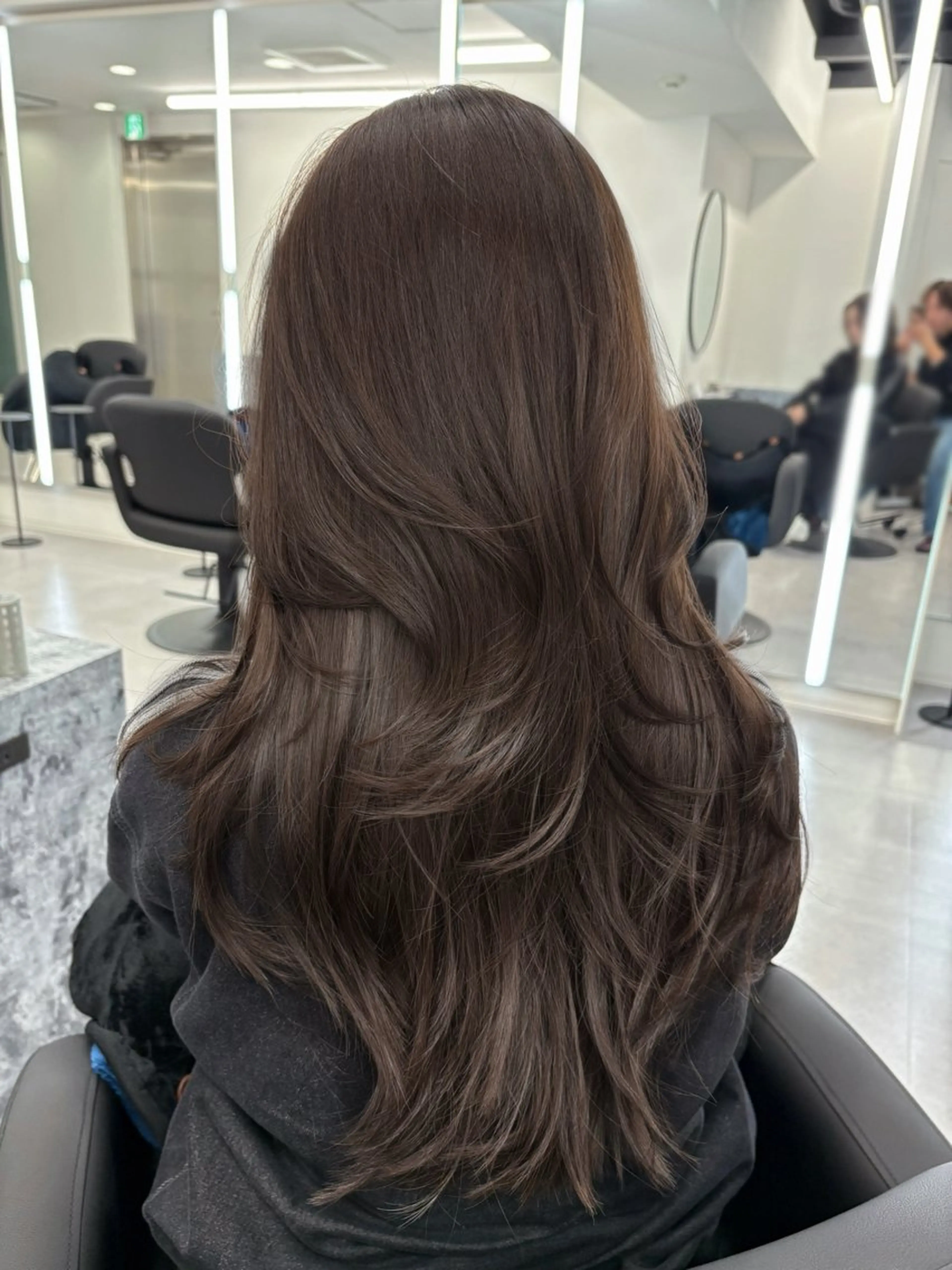 ロング カラー カット ヘアカラー トリートメント 堀江/透明感 ベージュ/白川幸太のヘアスタイル