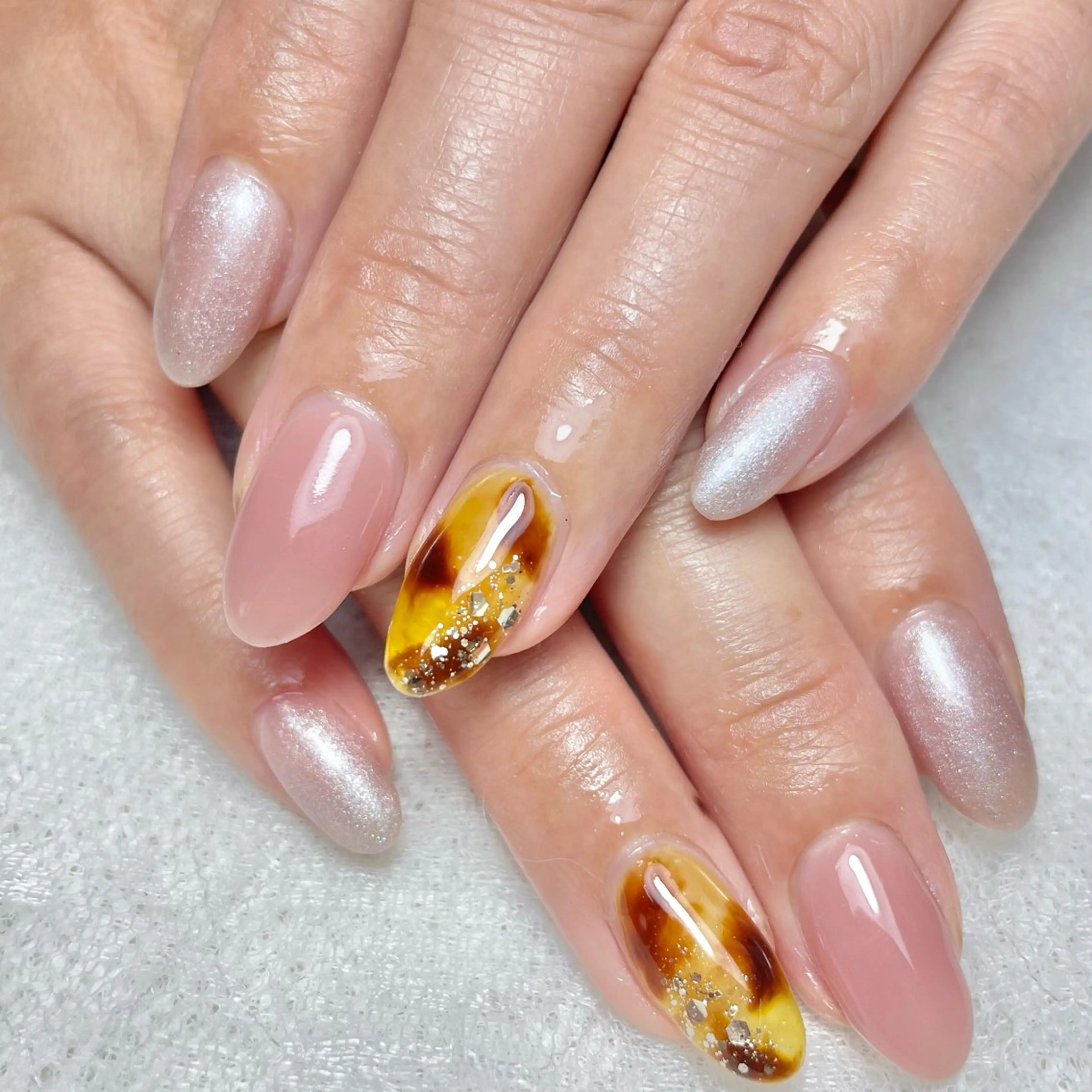 ネイル べっ甲ネイル ハンドネイル nail salon Libertyのネイルデザイン