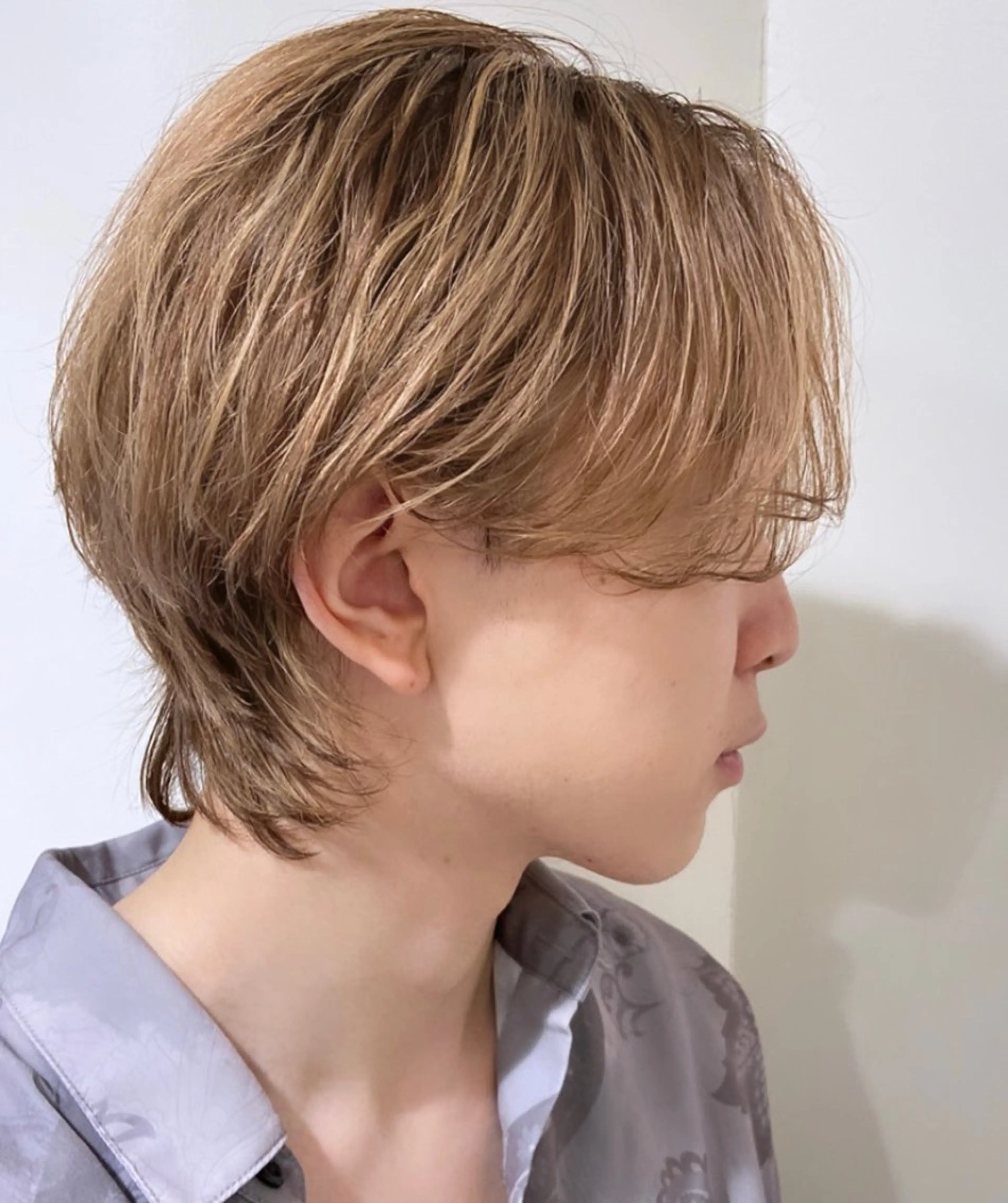 ショート カラー ハンサムショート ハイライトカラー 外国人風カラー ハイライト ショートヘア STELLA hair design salon所属・浅野 匠のヘアスタイル