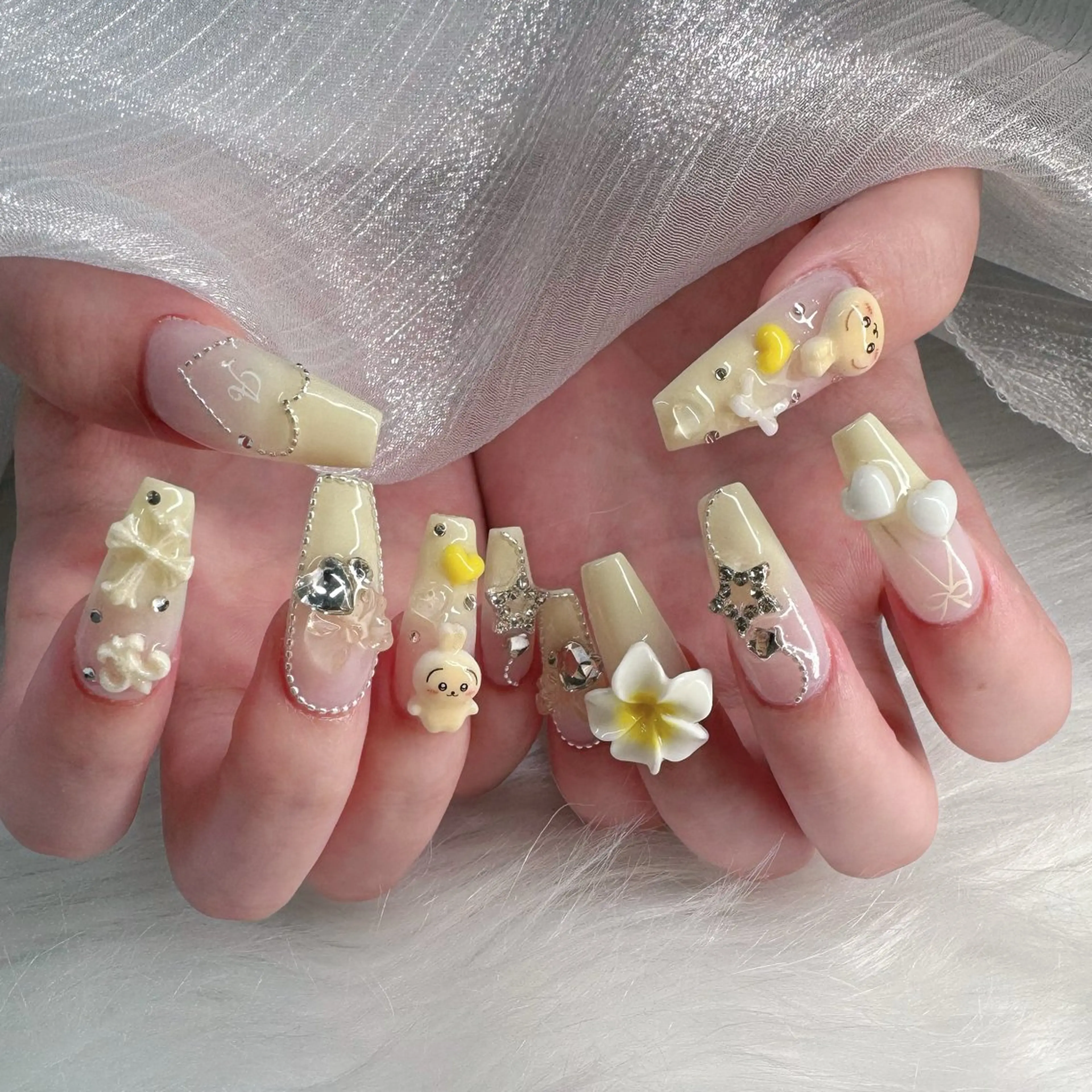 ネイル チークネイル クリアネイル ガーリー キラキラネイル 韓国ネイル ハンドネイル NailPrincess所属・princess スカルプ専門店のネイルデザイン