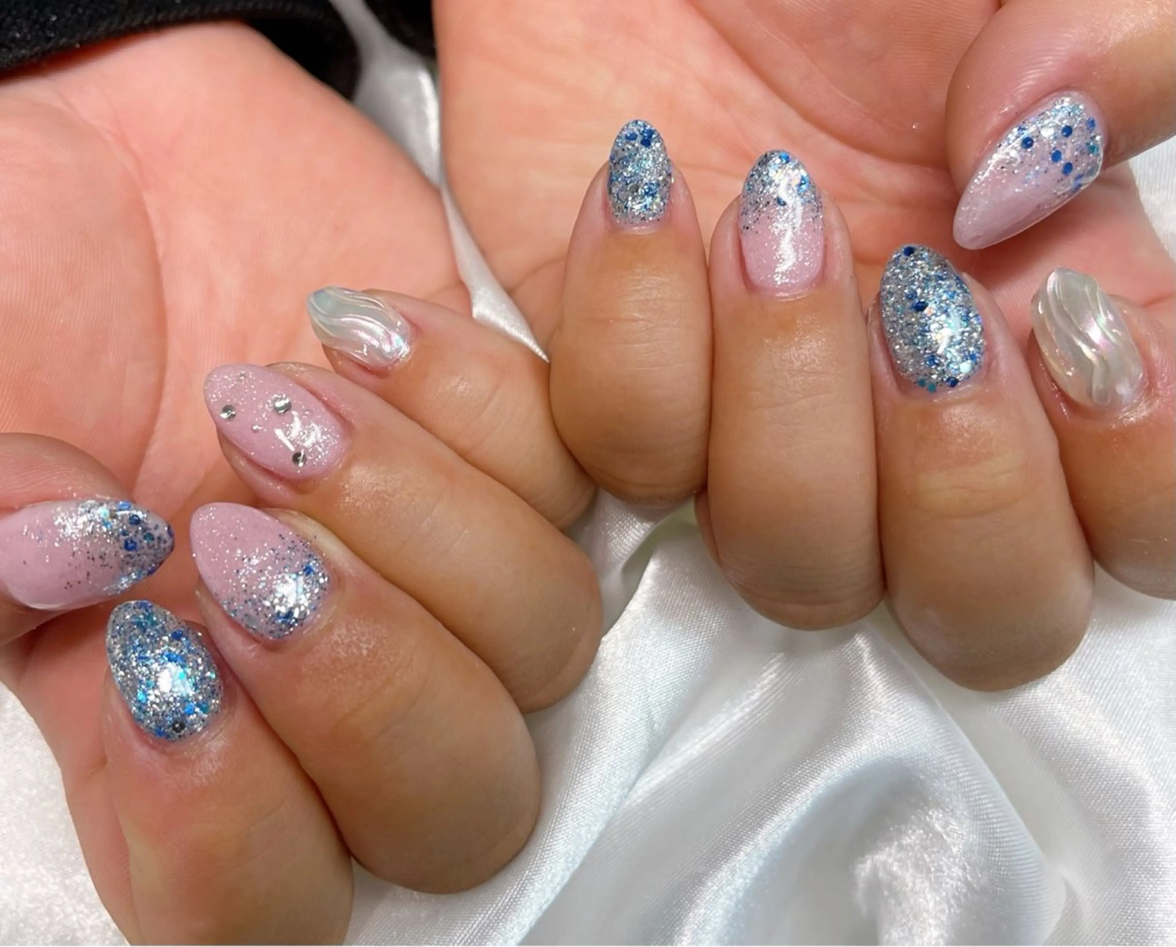 ネイル キラキラネイル ワンホンネイル ハンドネイル celica所属・松田 由真のネイルデザイン