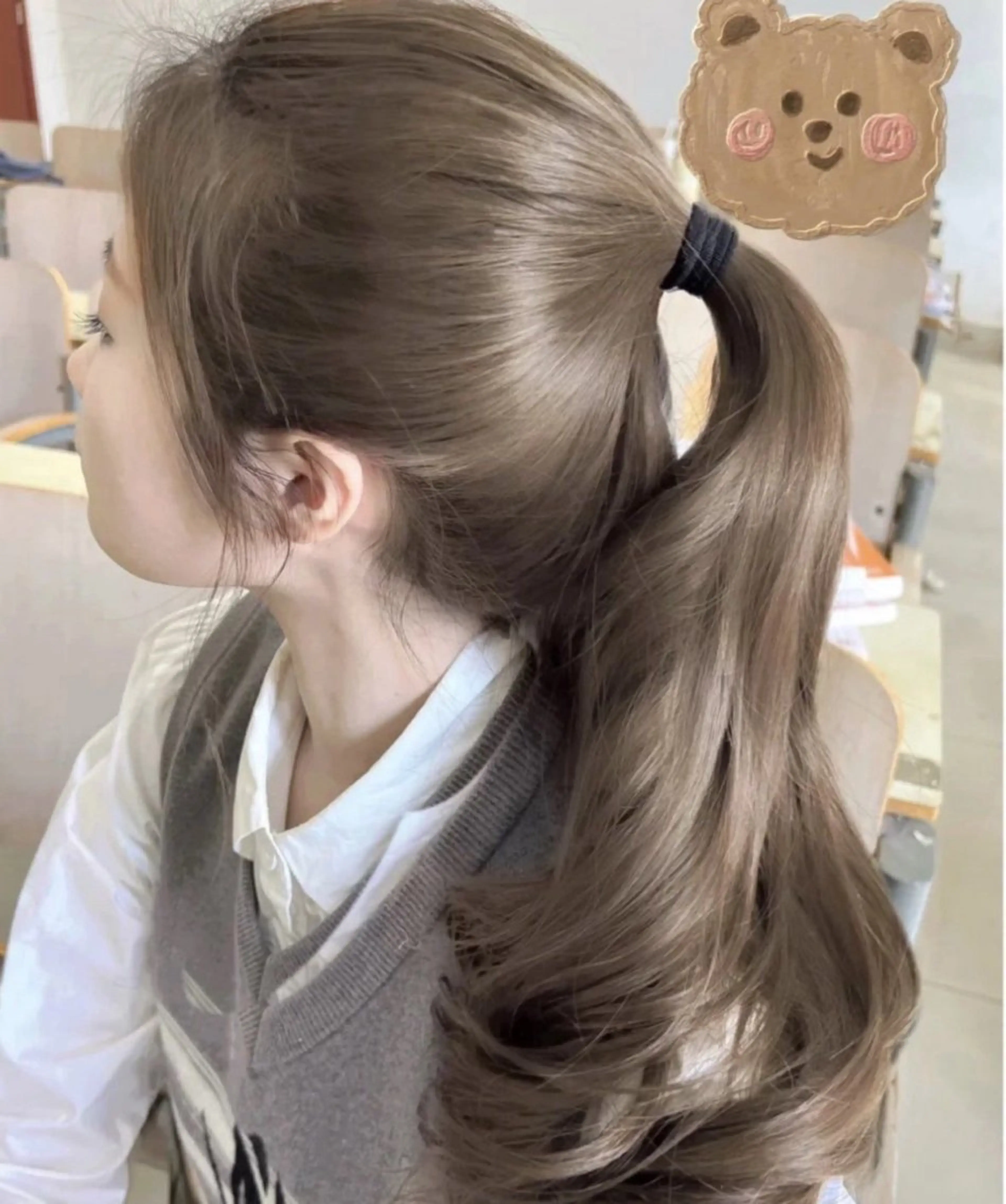 ロング カラー ヘアカラー ハイトーンカラー 🦄レイヤーカットのヘアスタイル
