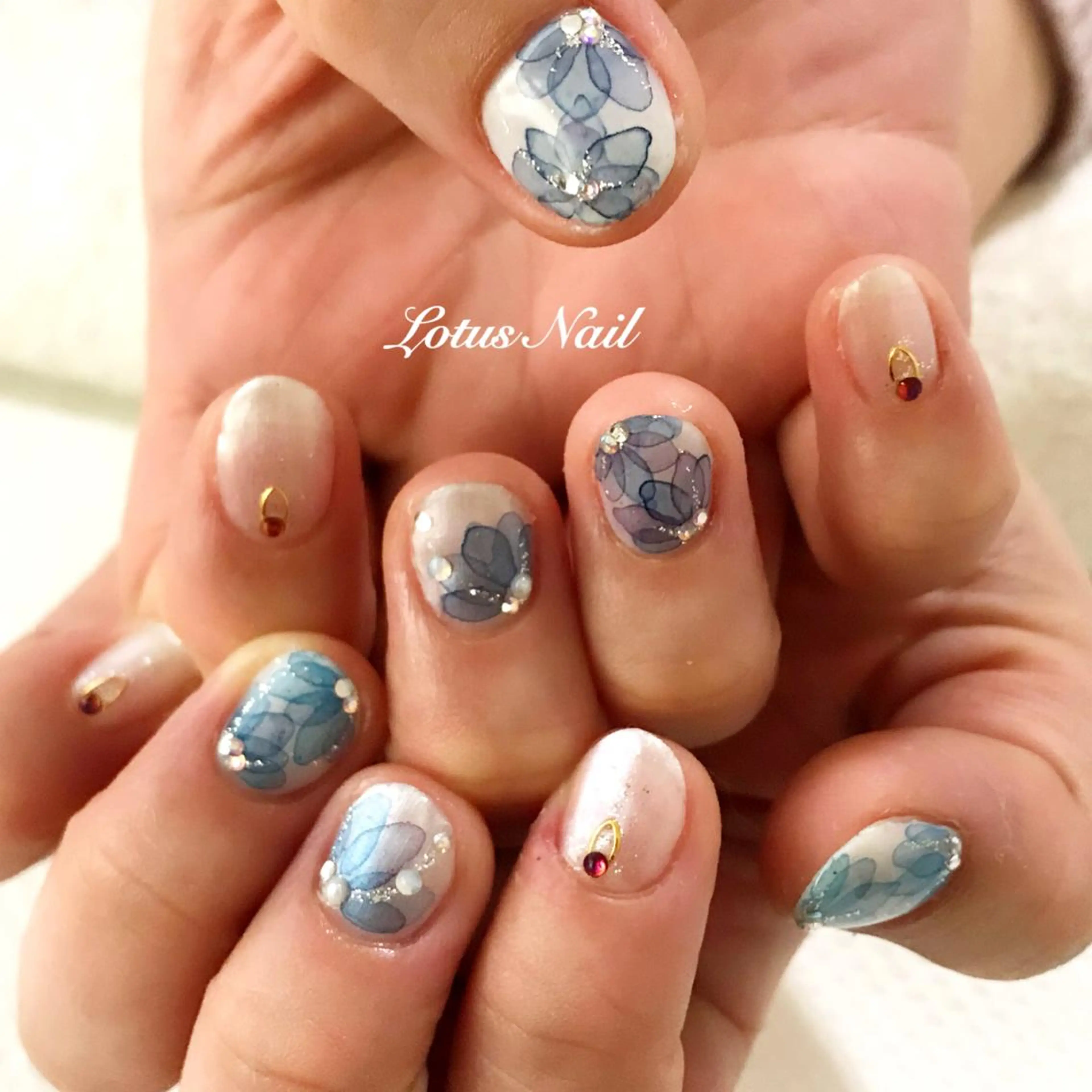 ネイル Lotus Nailのネイルデザイン