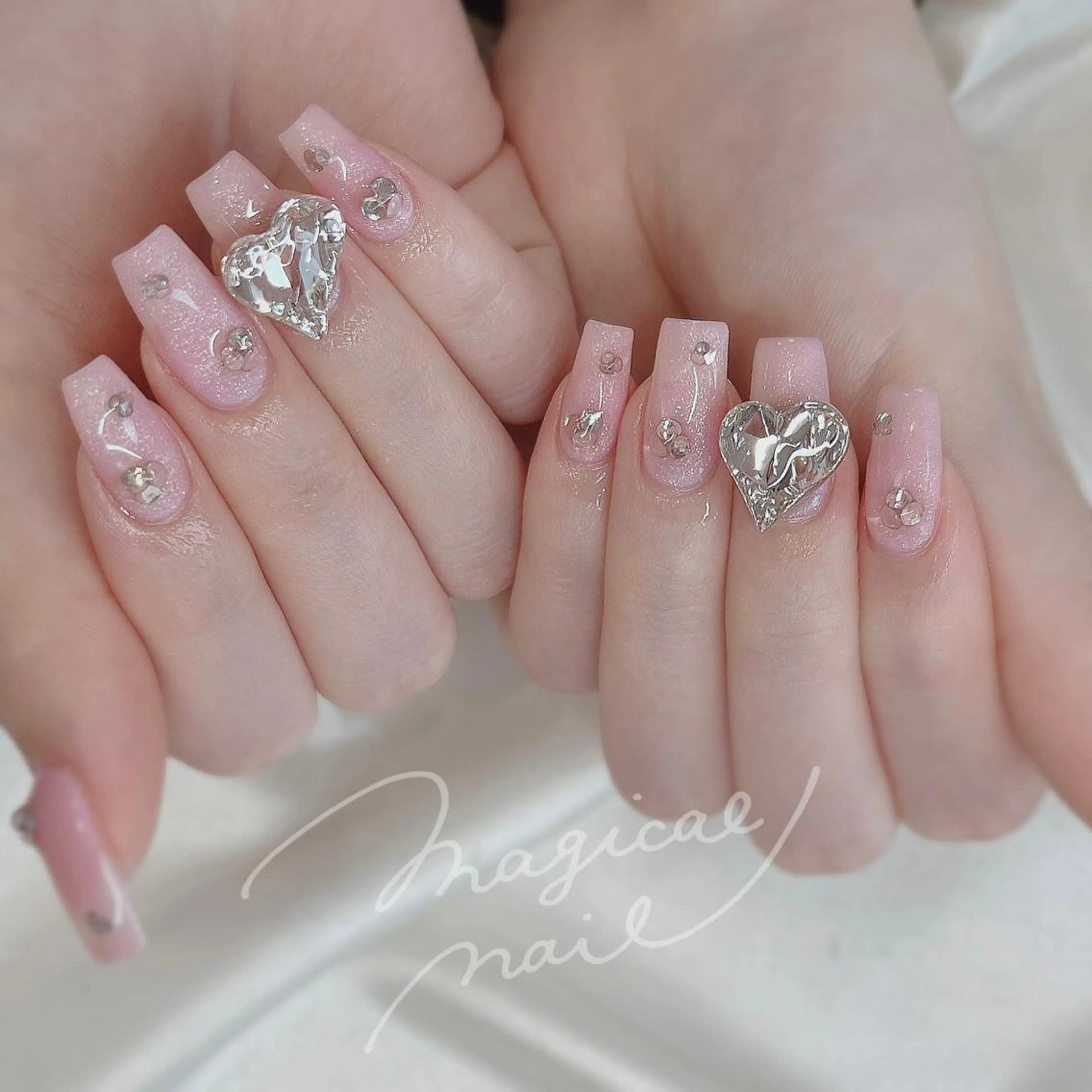 ✨限定✨ストーン乗せ放題✨【オフあり】の写真