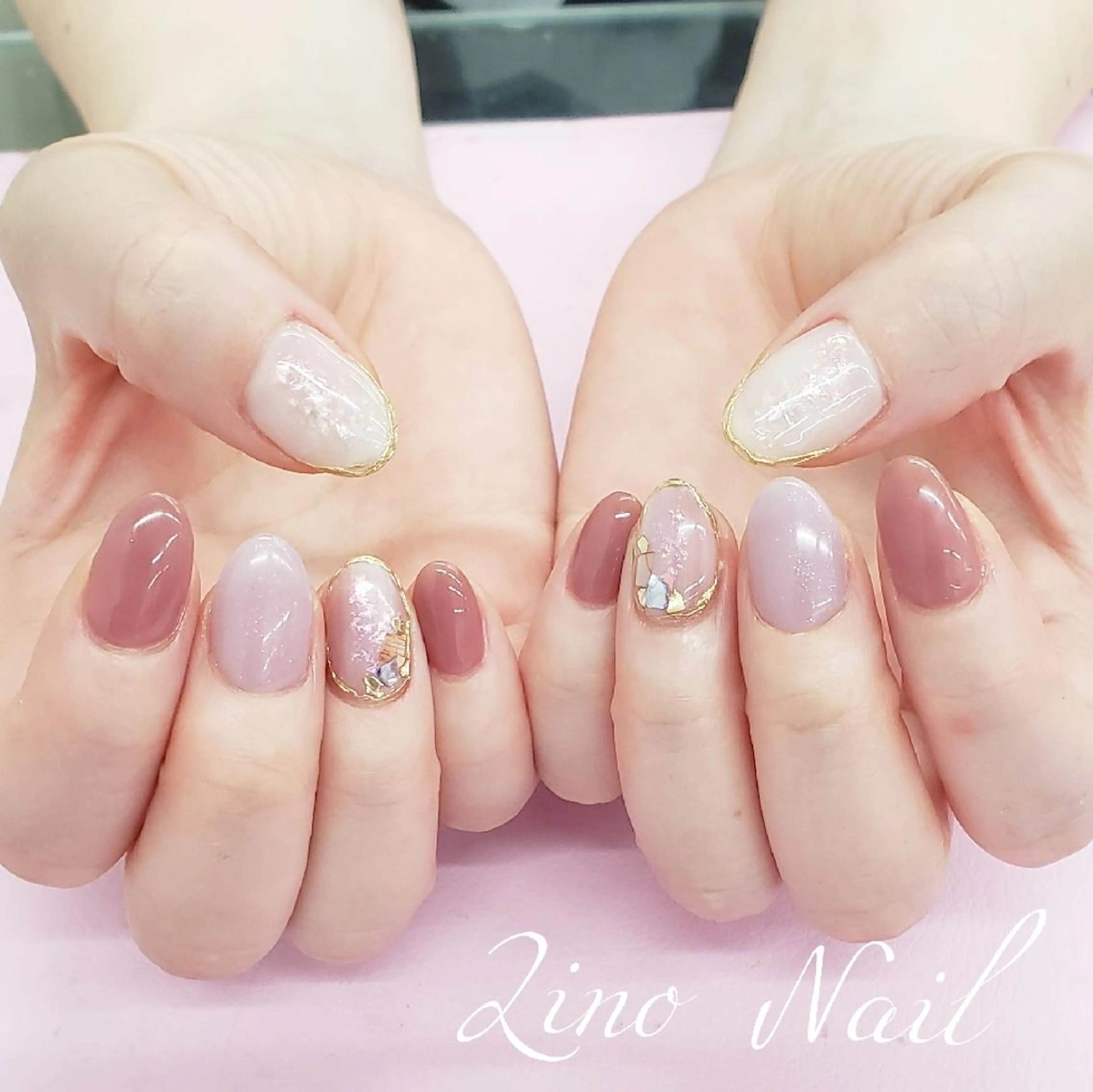 ネイル オーロラネイル カジュアル ジェルネイル キラキラネイル ミラーネイル ハンドネイル Lino Nailのネイルデザイン
