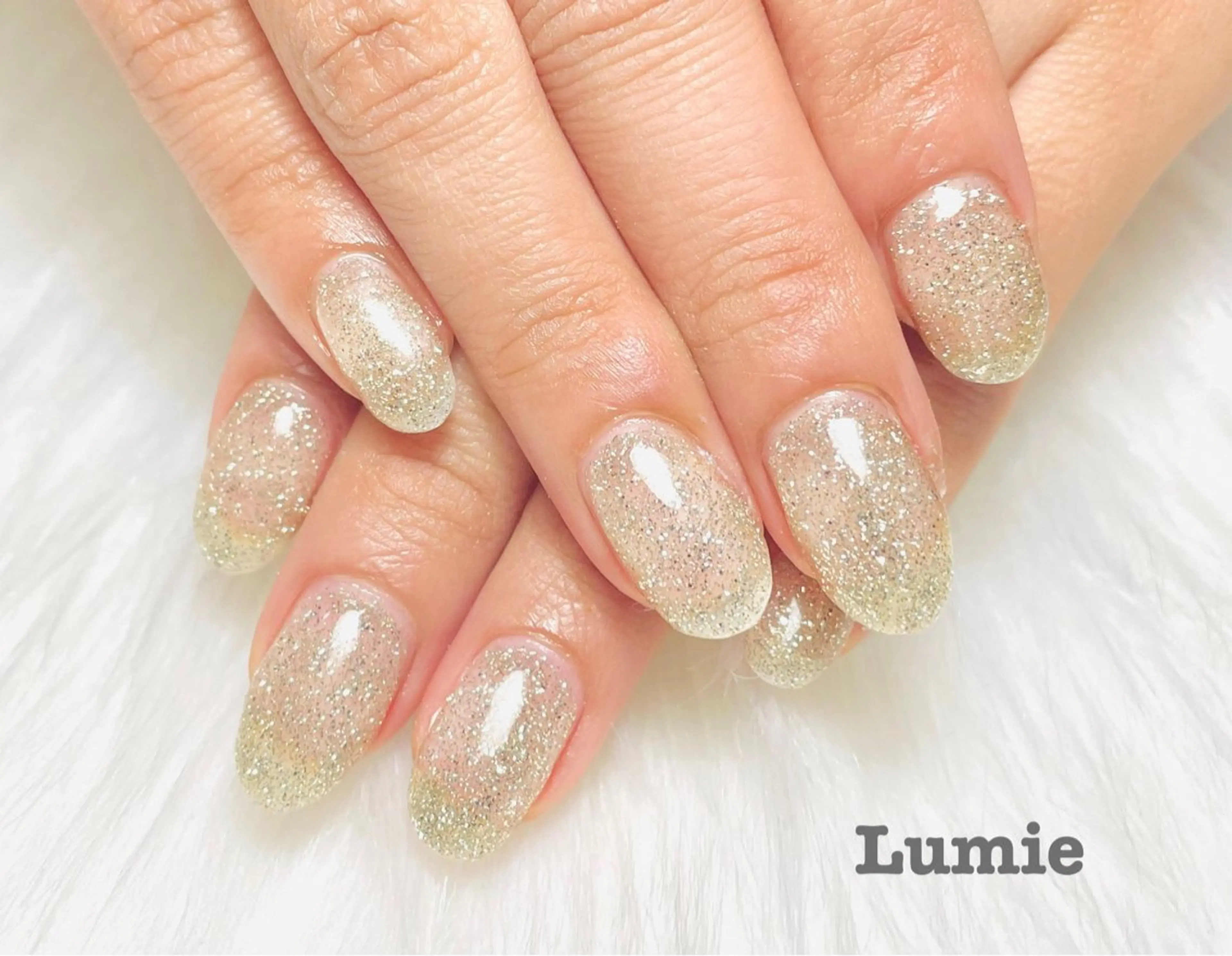 ネイル Lumie所属・Lumie 岡田のネイルデザイン