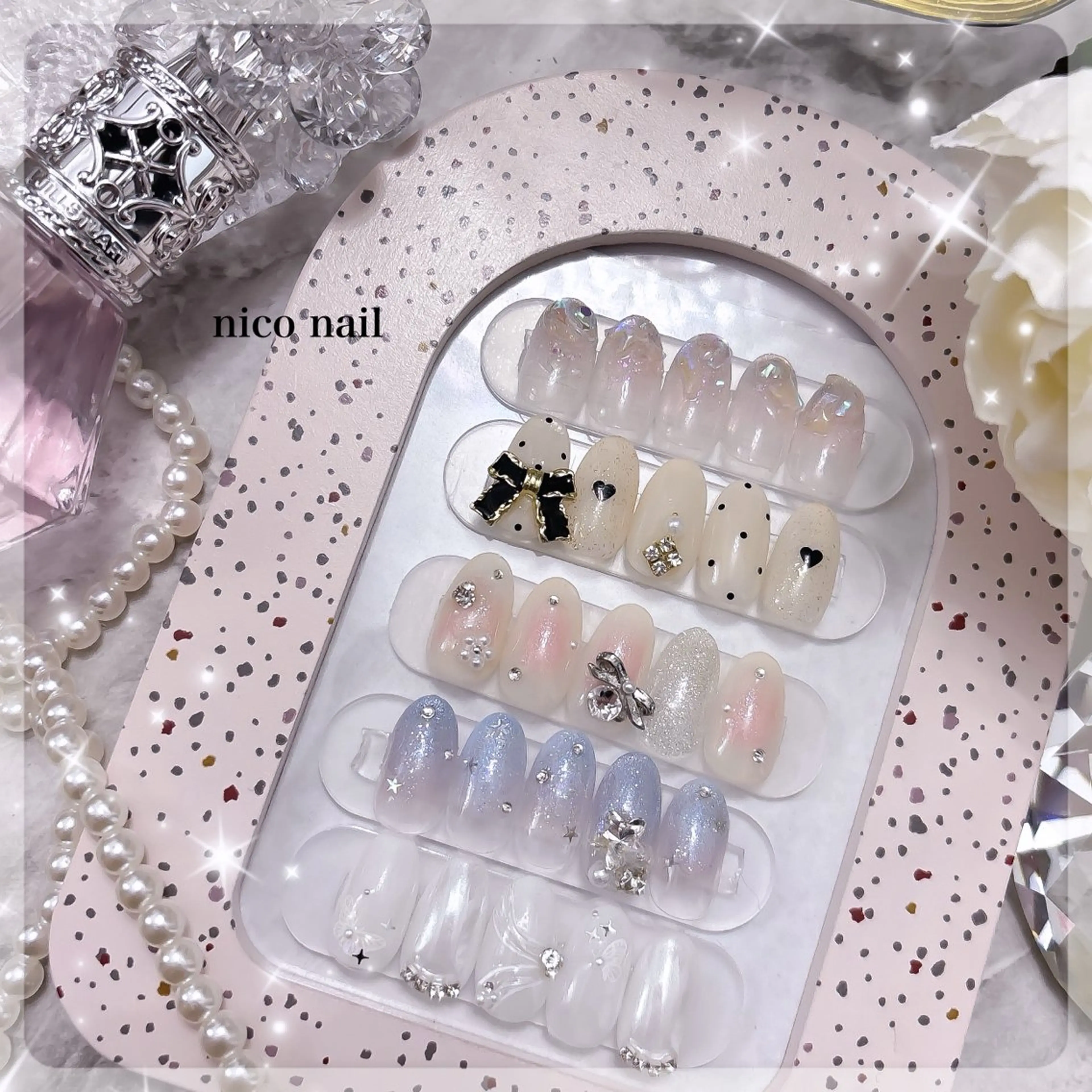 ネイル アートネイル チークネイル ガーリー キラキラネイル ラメ(グリッター) 三鷹🎀韓国ネイル/ niconail🪄のネイルデザイン