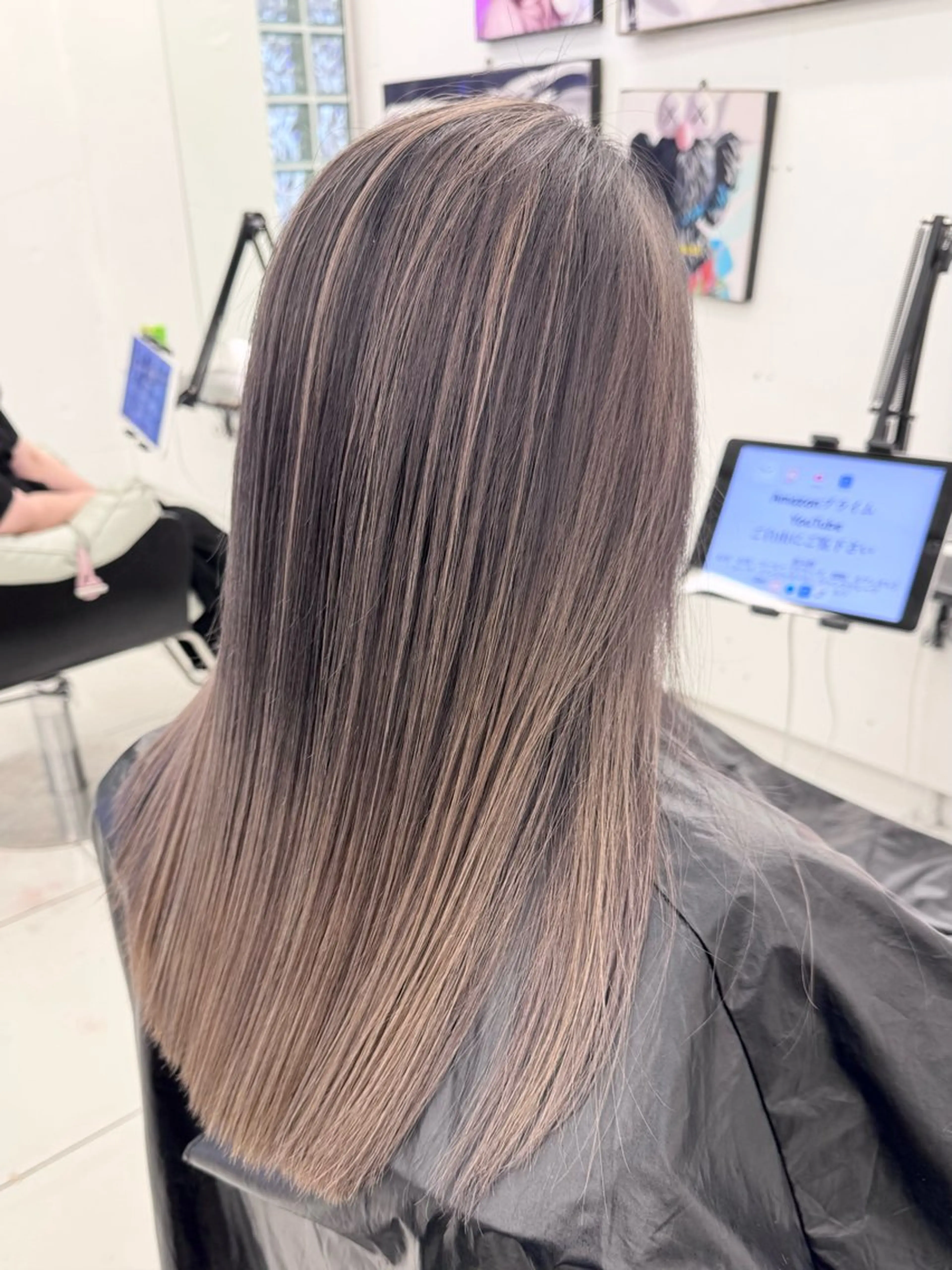 セミロング 家田 竜のヘアスタイル