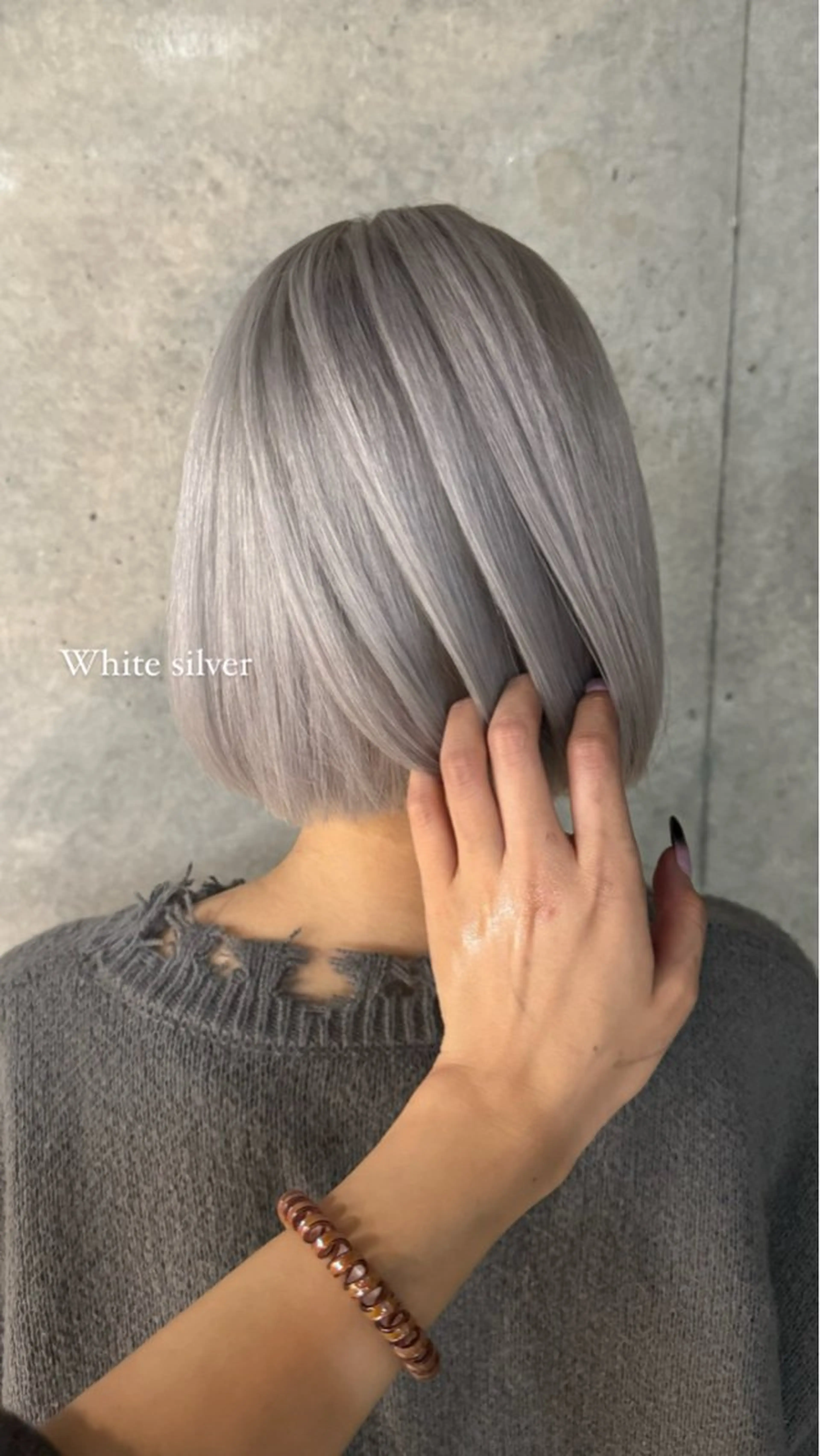 ショート カラー シルバー ホワイトシルバー SALOWIN 原宿 IL Salice ３F所属・失敗したくない方へ Inoue Kahoのヘアスタイル