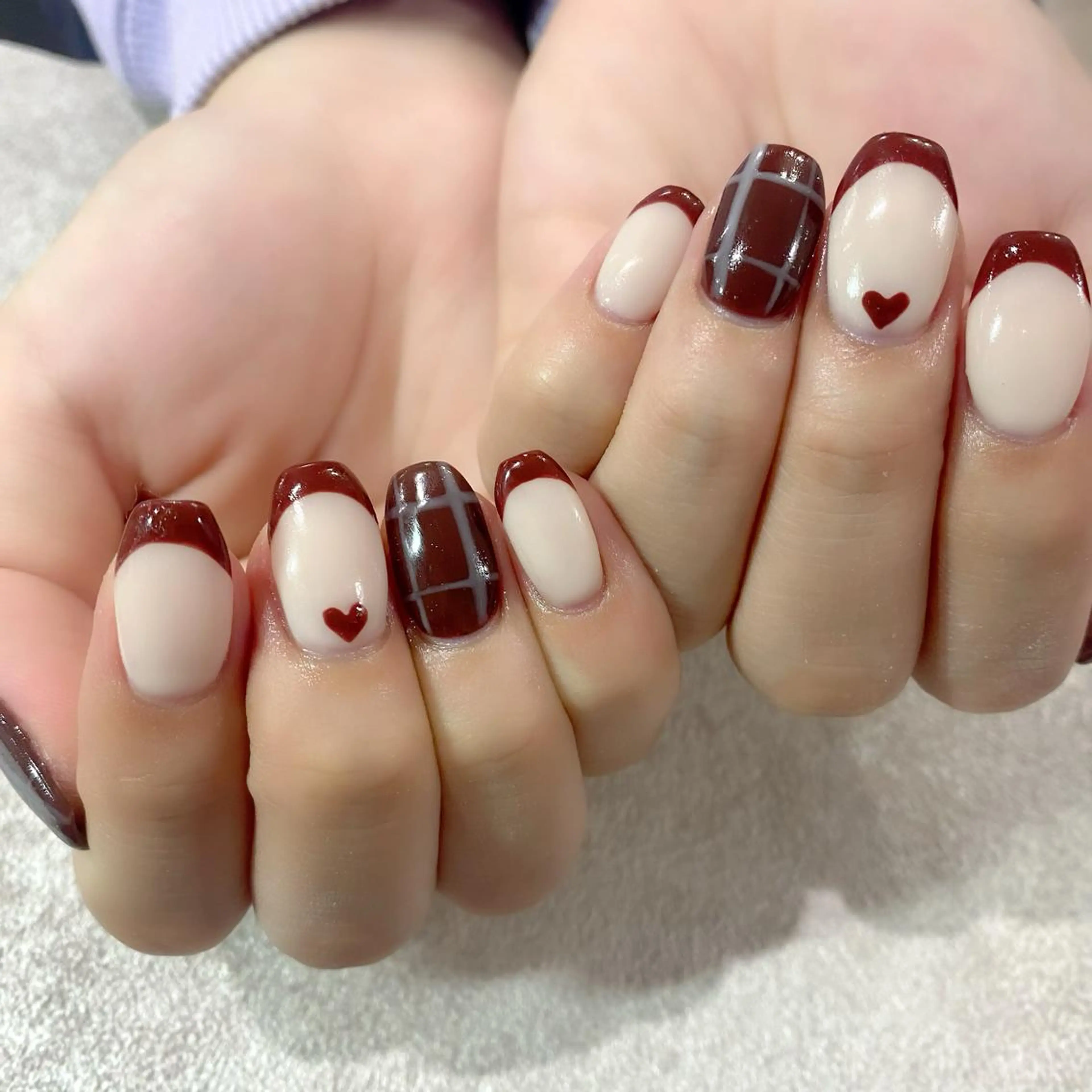 ネイル ボルドー フレンチネイル ハート スクエアネイル 冬ネイル ハンドネイル Salon Ｋのネイルデザイン