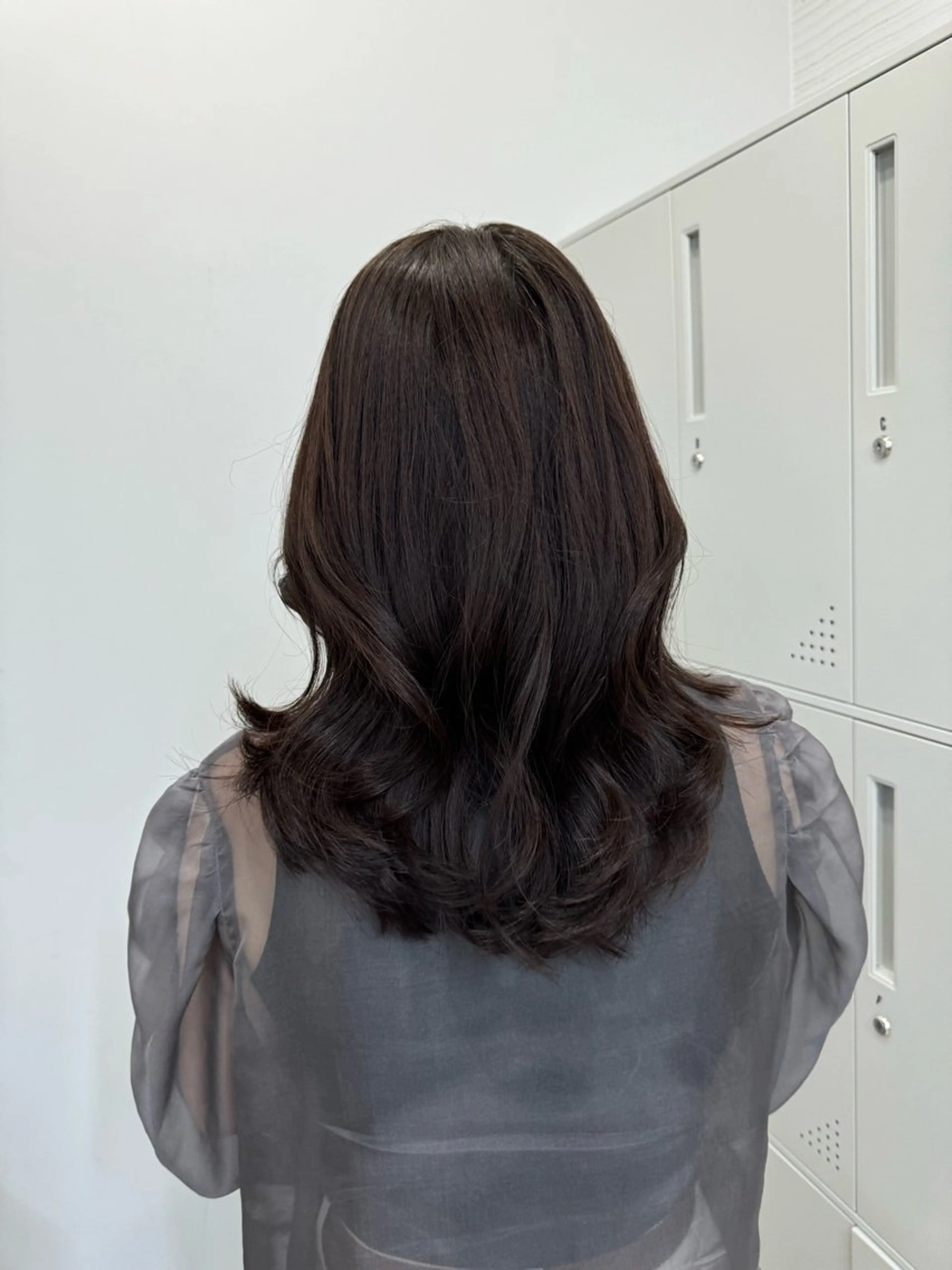 セミロング カラー ブリーチ 透明感カラー ブリーチなしカラー くびれヘア 韓国風ヘア ヘアカラー sunc所属・こはる/韓国🇰🇷 /レイヤー/カラー♡のヘアスタイル