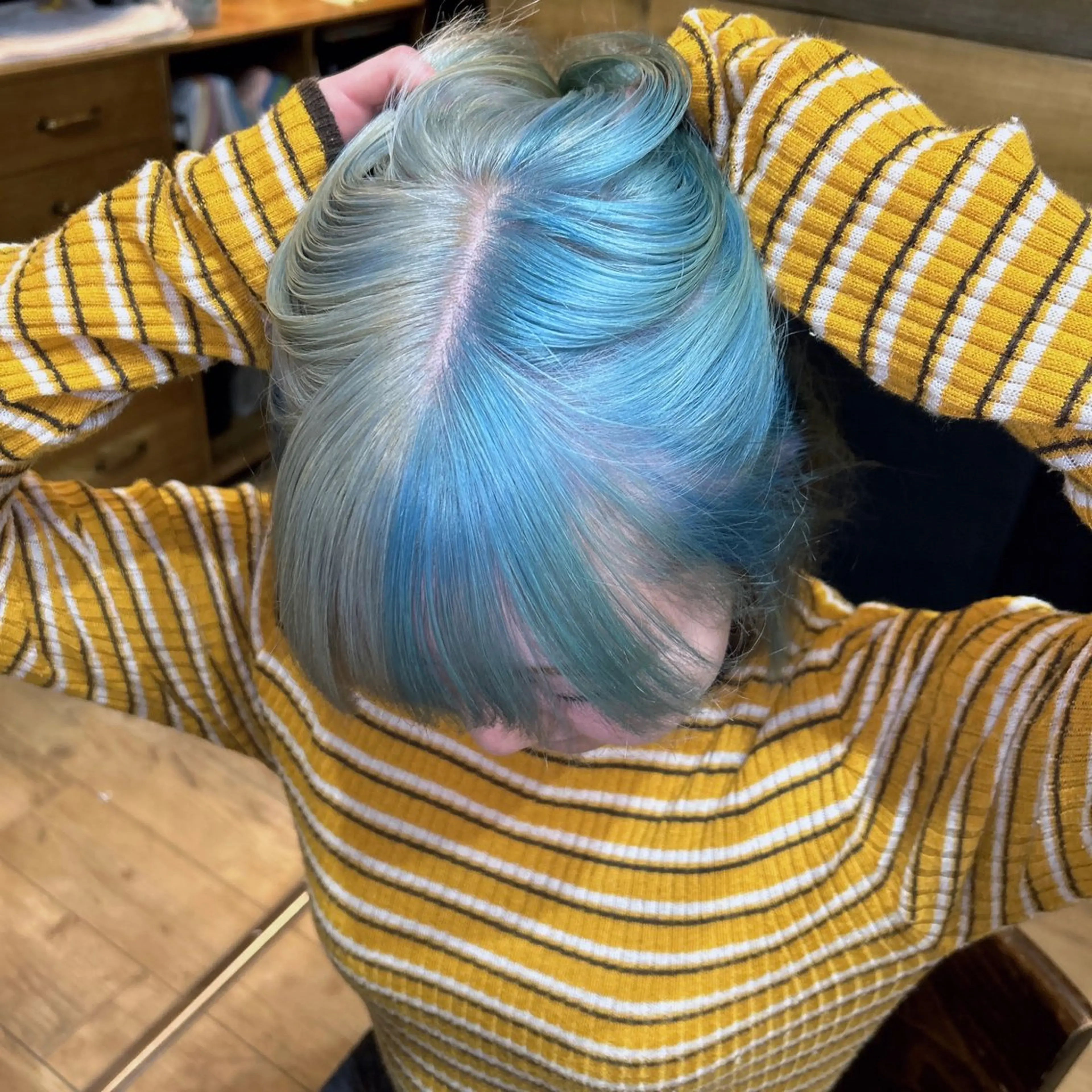 ミディアム カラー SHIAN八王子所属・SHIAN 八王子 🍑すずかのヘアスタイル