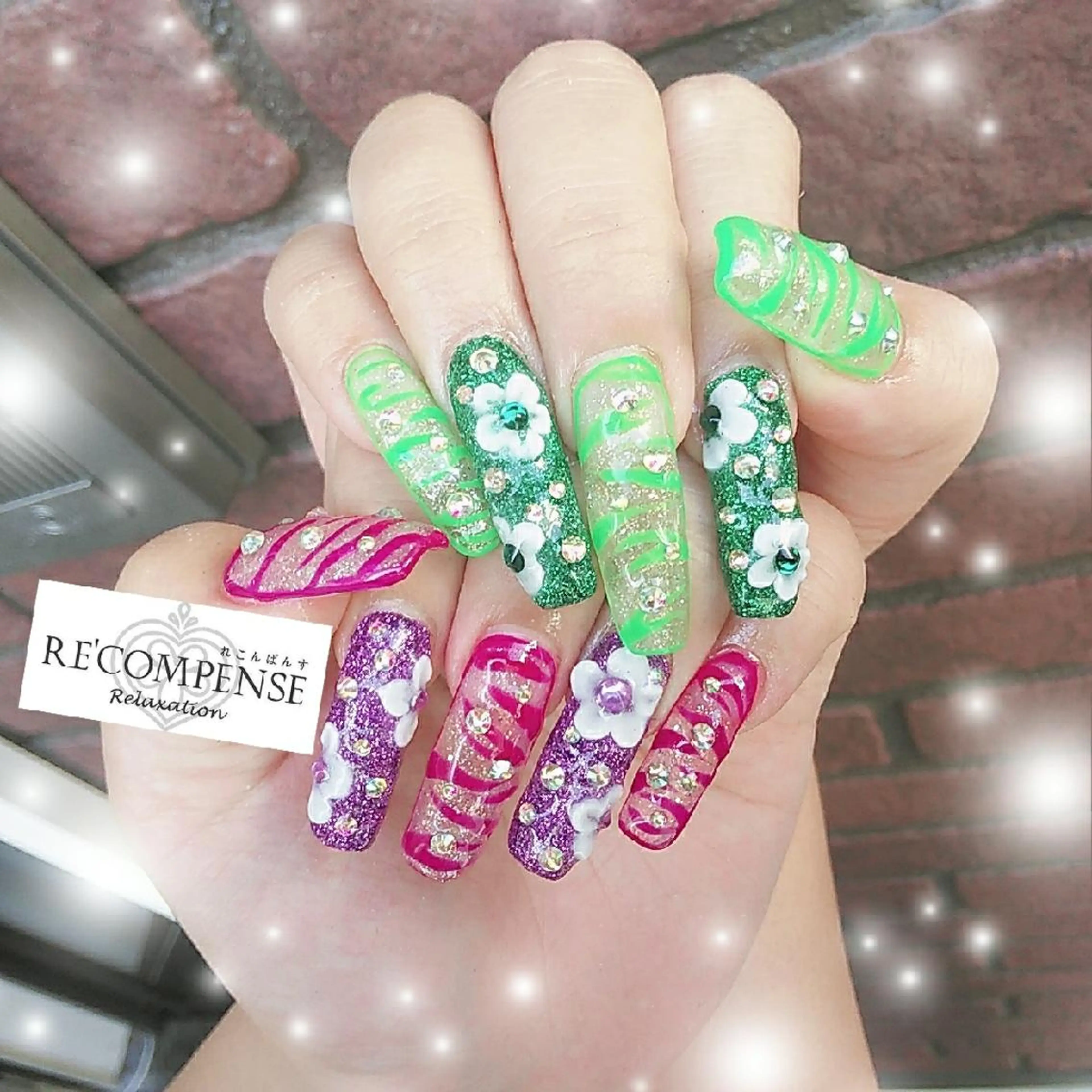 ネイル ハンドネイル RE'COMPENSE所属・れこん ぱんすのネイルデザイン