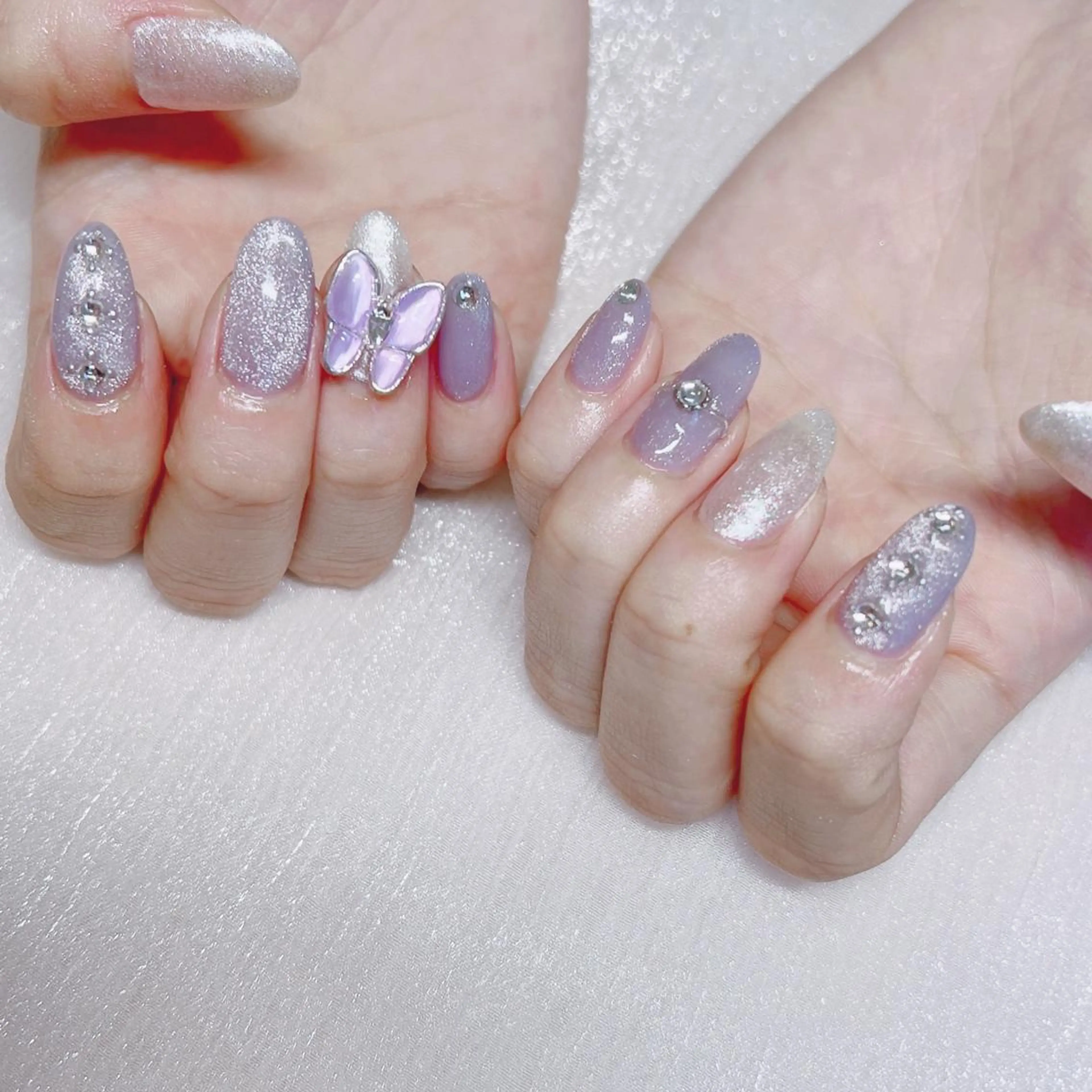 ネイル オーロラネイル フットネイル フレンチネイル ジェルネイル 韓国ネイル ハンドネイル ハンドケア 【ENサロン】 Rei🎀Nailのネイルデザイン