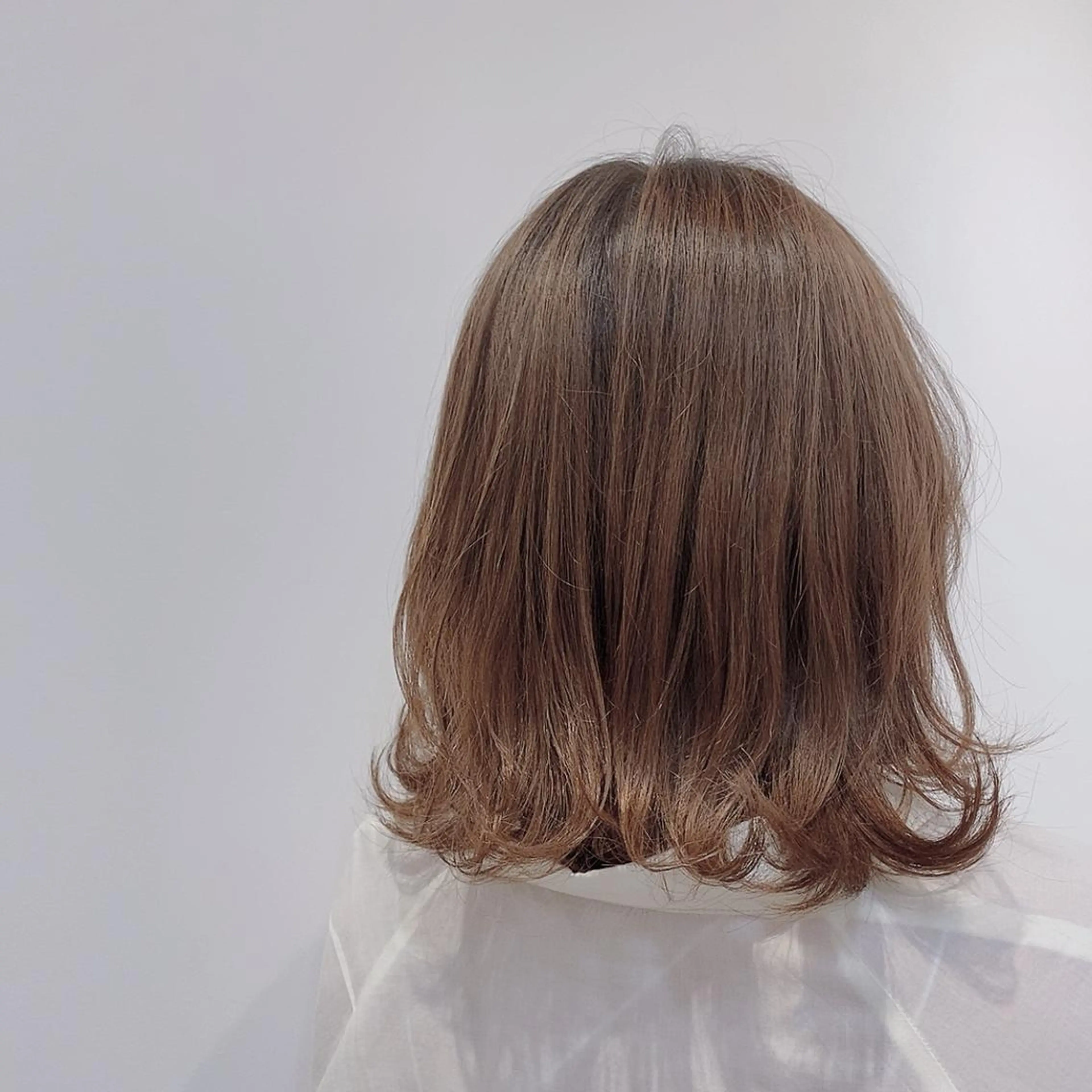 ミディアム 推しカラー🎨横浜 ブリーチ/ yuaのヘアスタイル