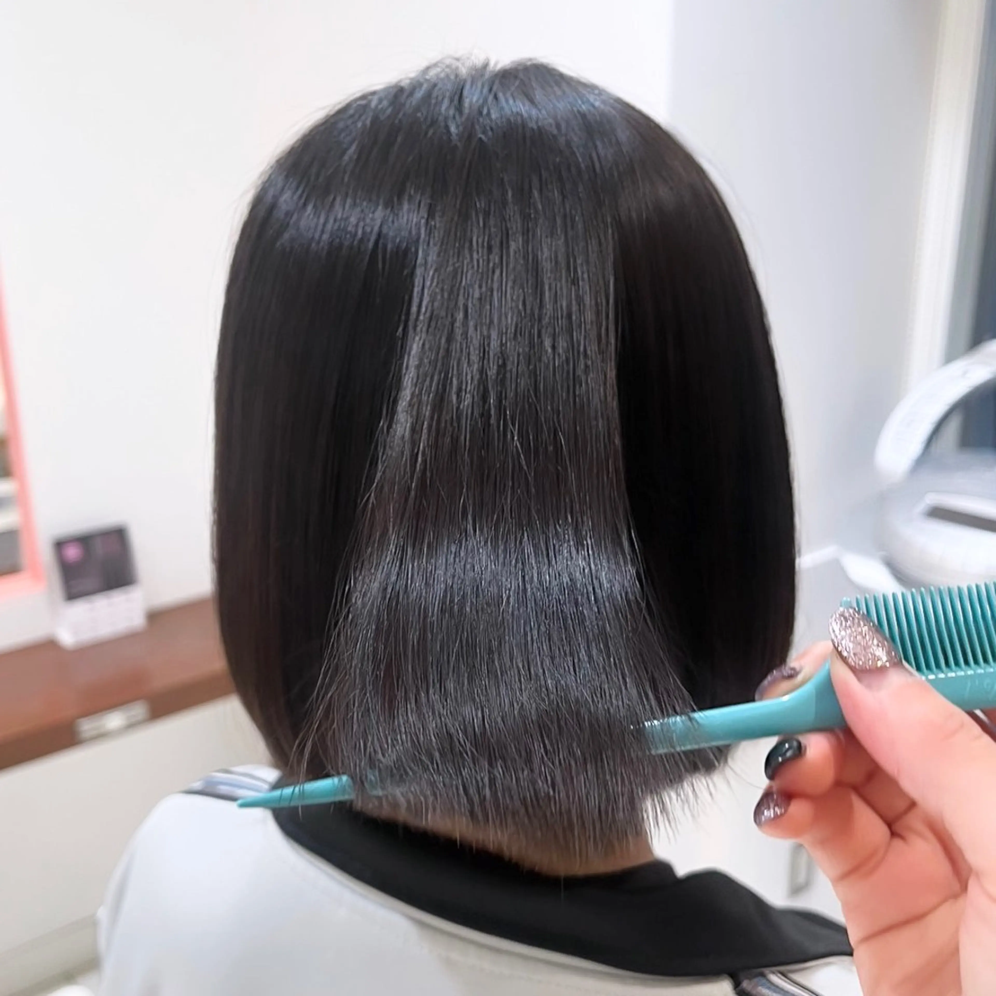 ミディアム カラー 縮毛矯正 HOLON池袋所属・ウルフカット ハッシュカット/七海のヘアスタイル