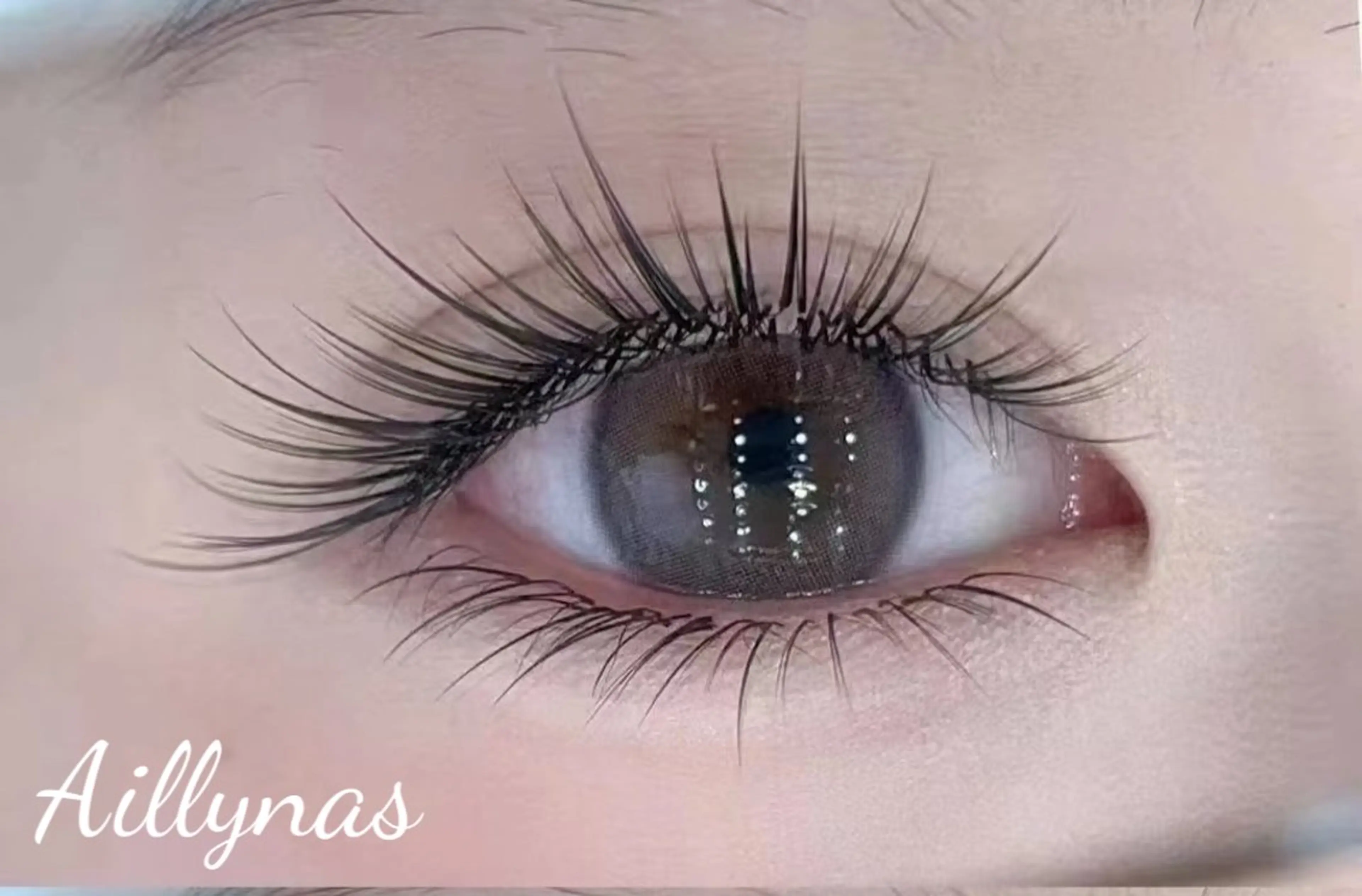 マツエク・マツパ AILLYNAS nail&eyelash所属・Aillynas ネイリストのネイルデザイン