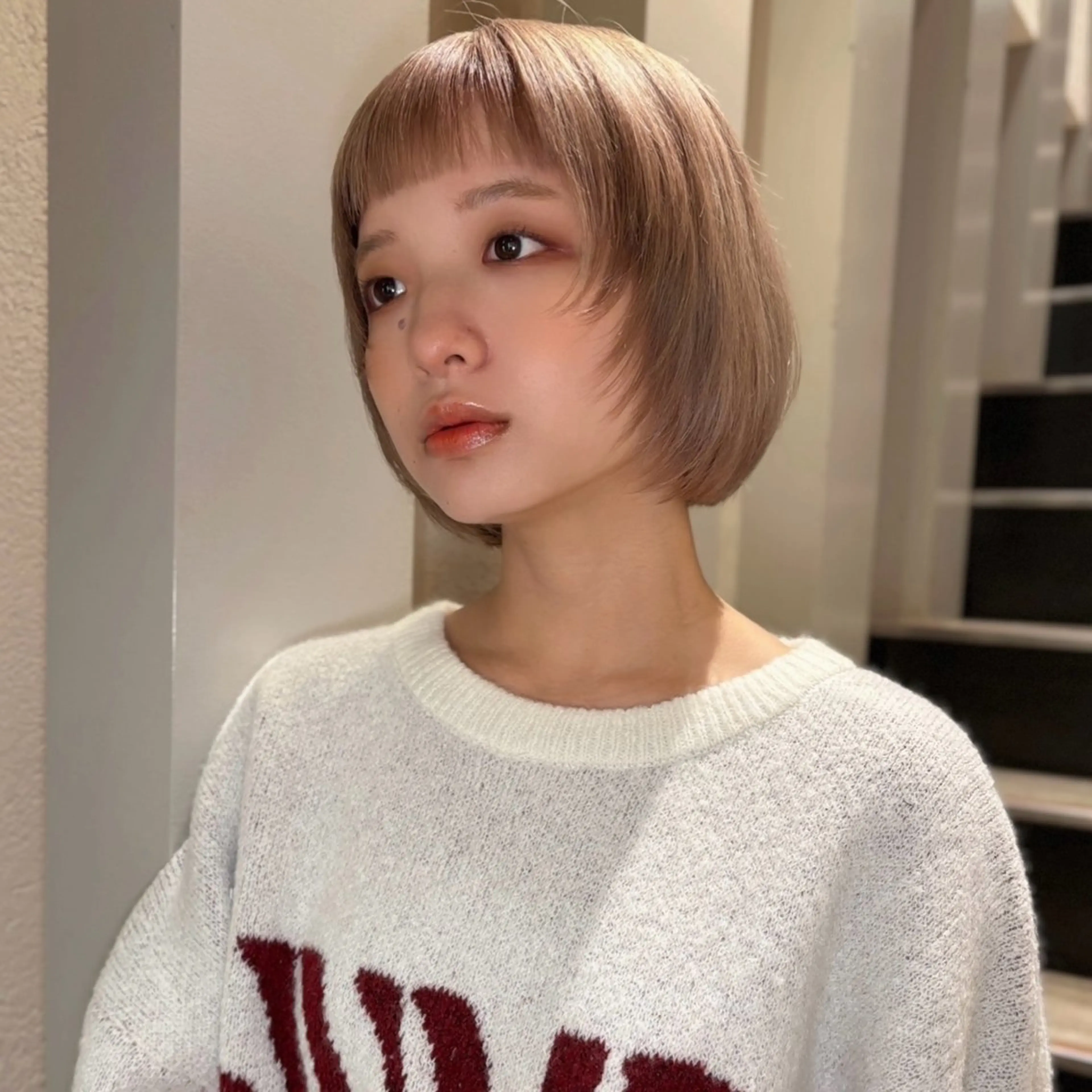 ショート カラー レイヤーカット⭐️ ブリーチ桑原 日花理のヘアスタイル