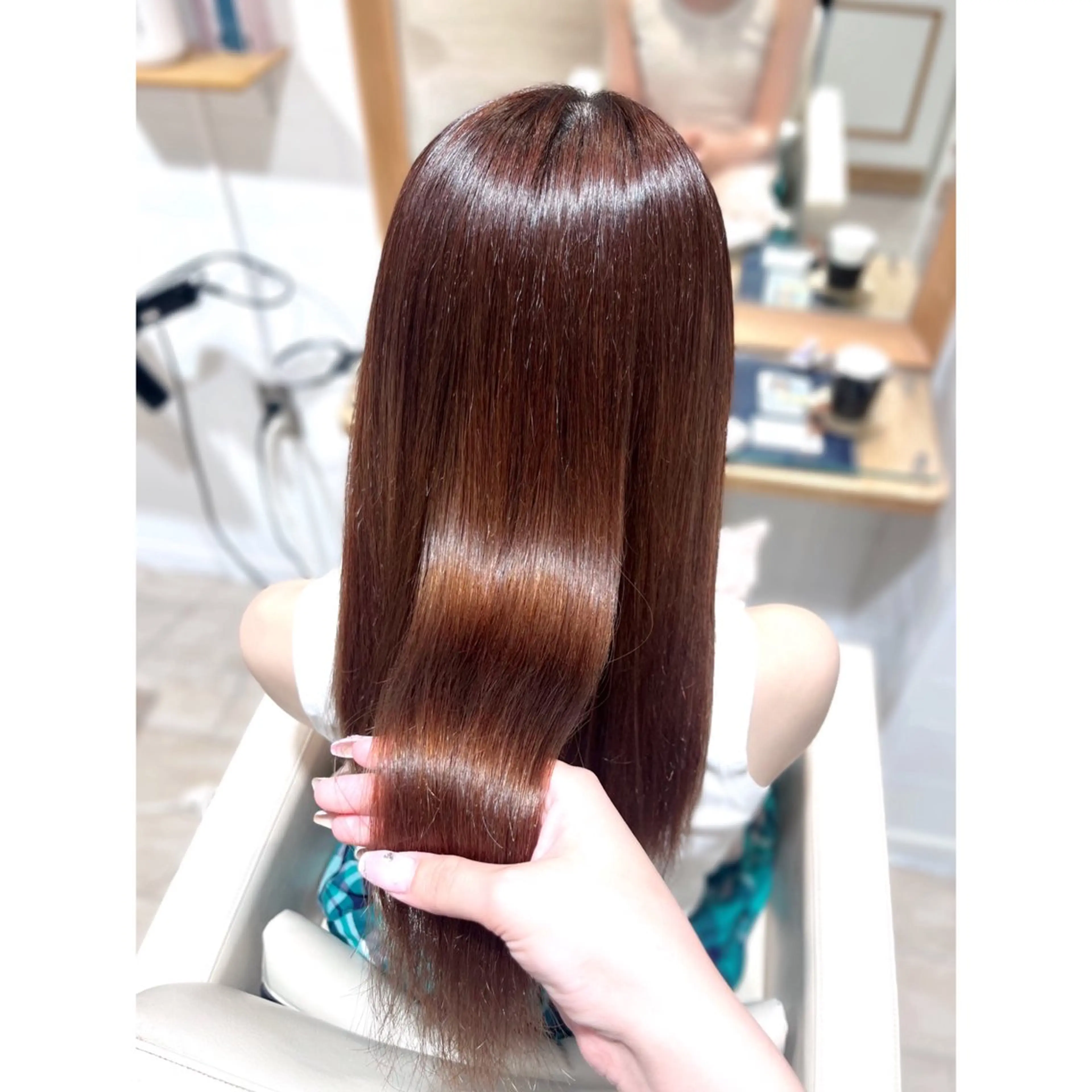 ロング 松森 小夏のヘアスタイル