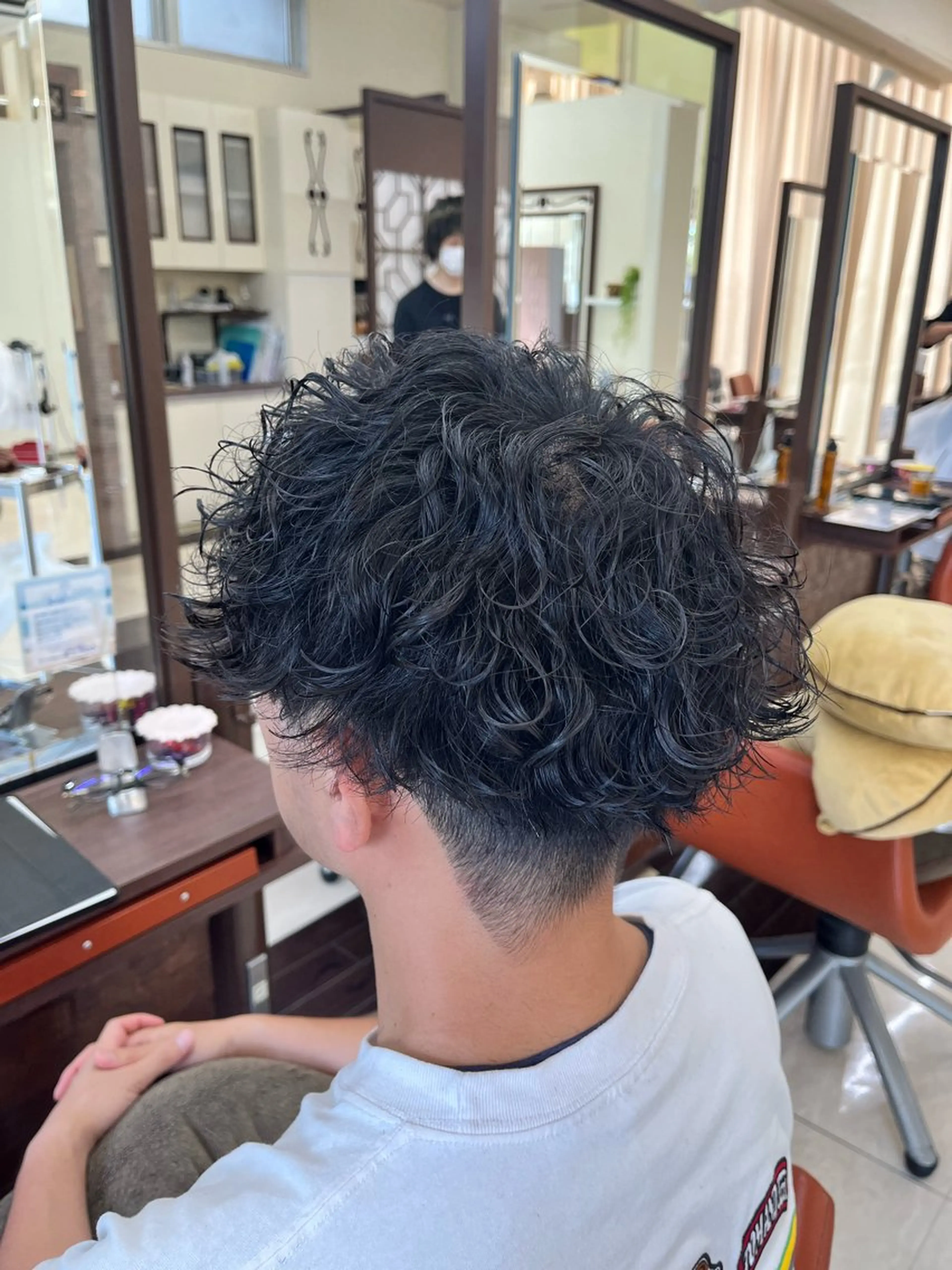 ショート パーマ メンズ マッシュ スペインカール 刈り上げ 波巻きパーマ AROH  men's cut&men's perm 船橋店所属・🧊メンズ特化🧊 高木航希のヘアスタイル