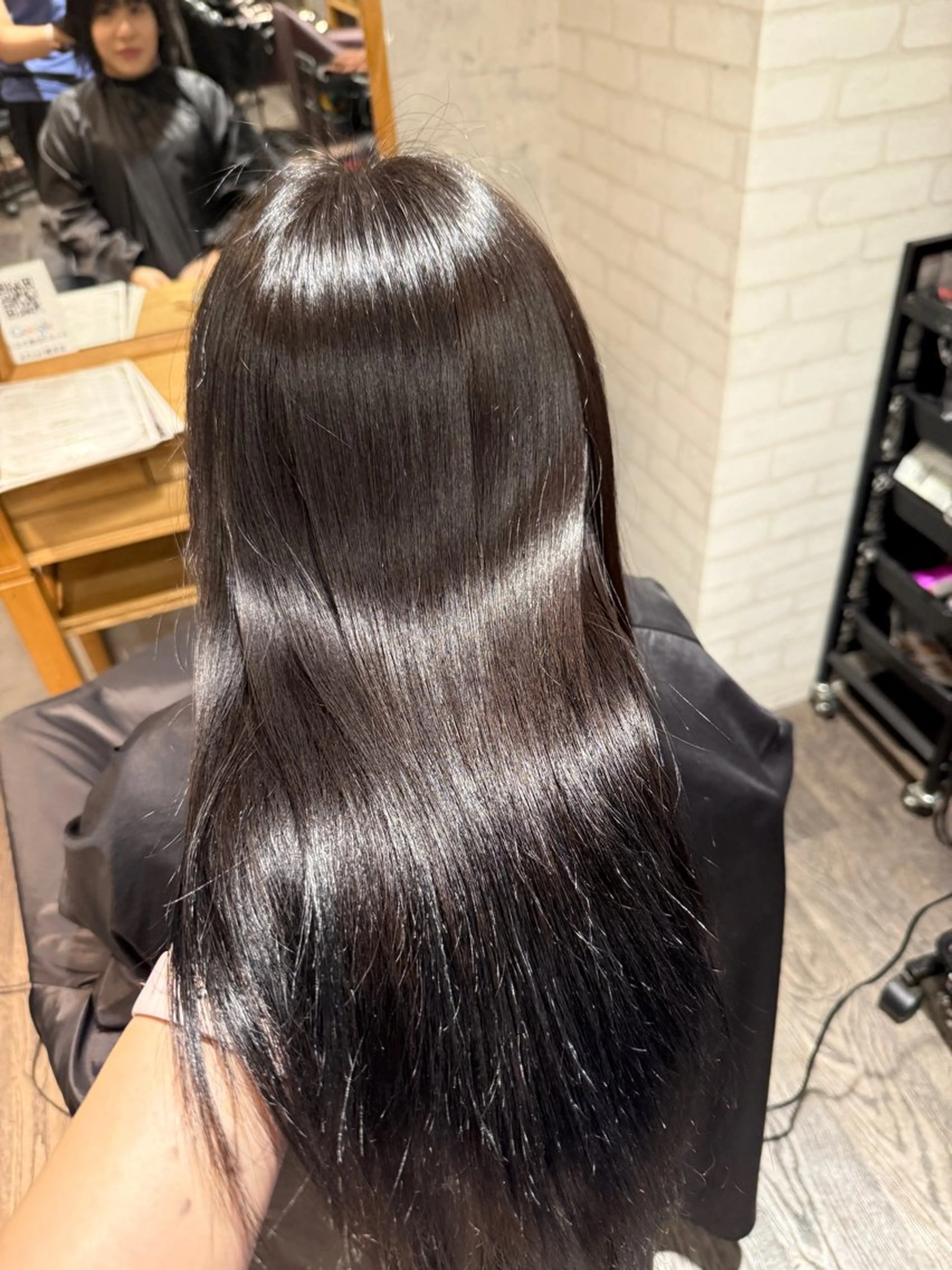 ロング カラー ヘアカラー トリートメント Afinar 乃空(ノア)のヘアスタイル