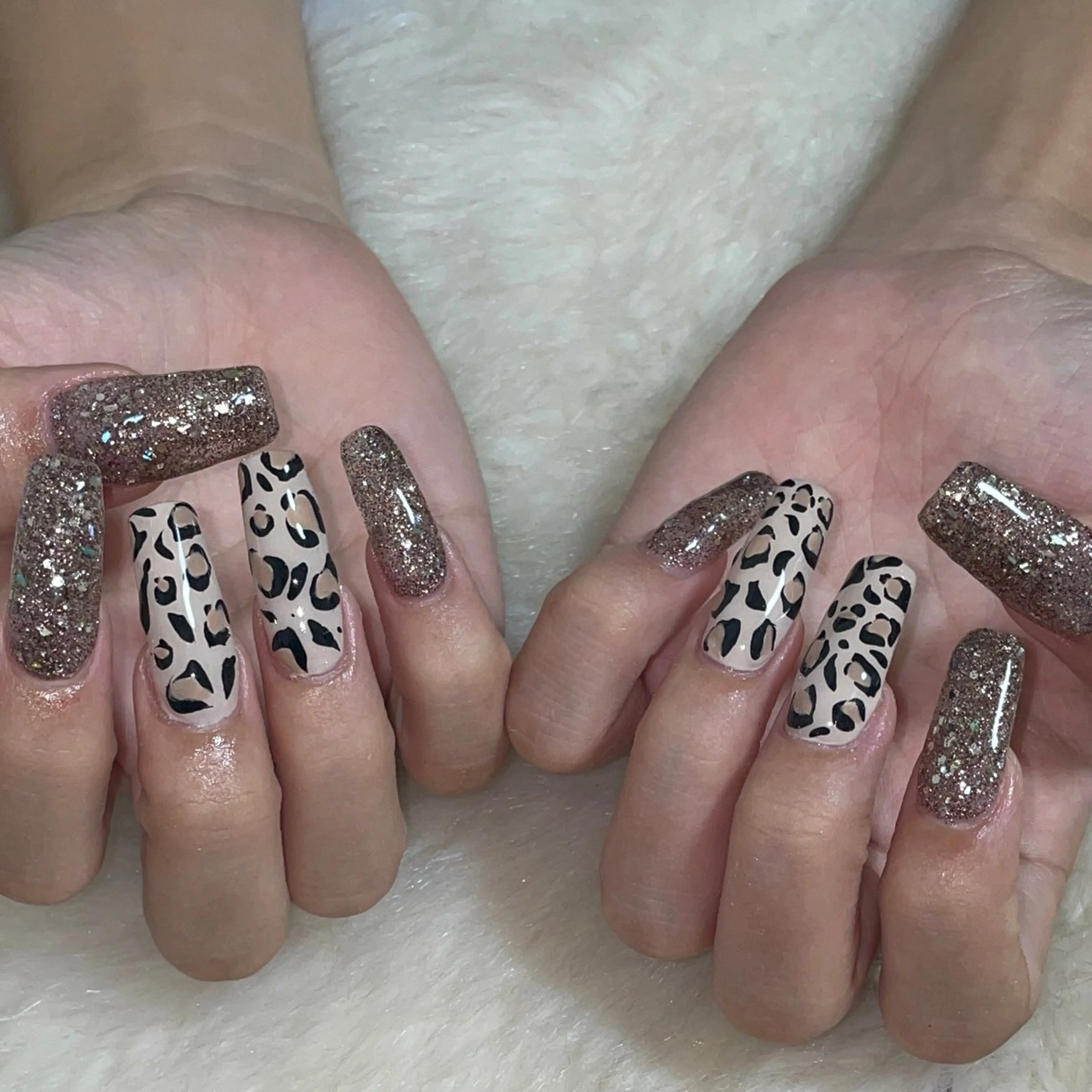 ネイル スカルプネイル ハンドネイル 黒川 実祐のネイルデザイン