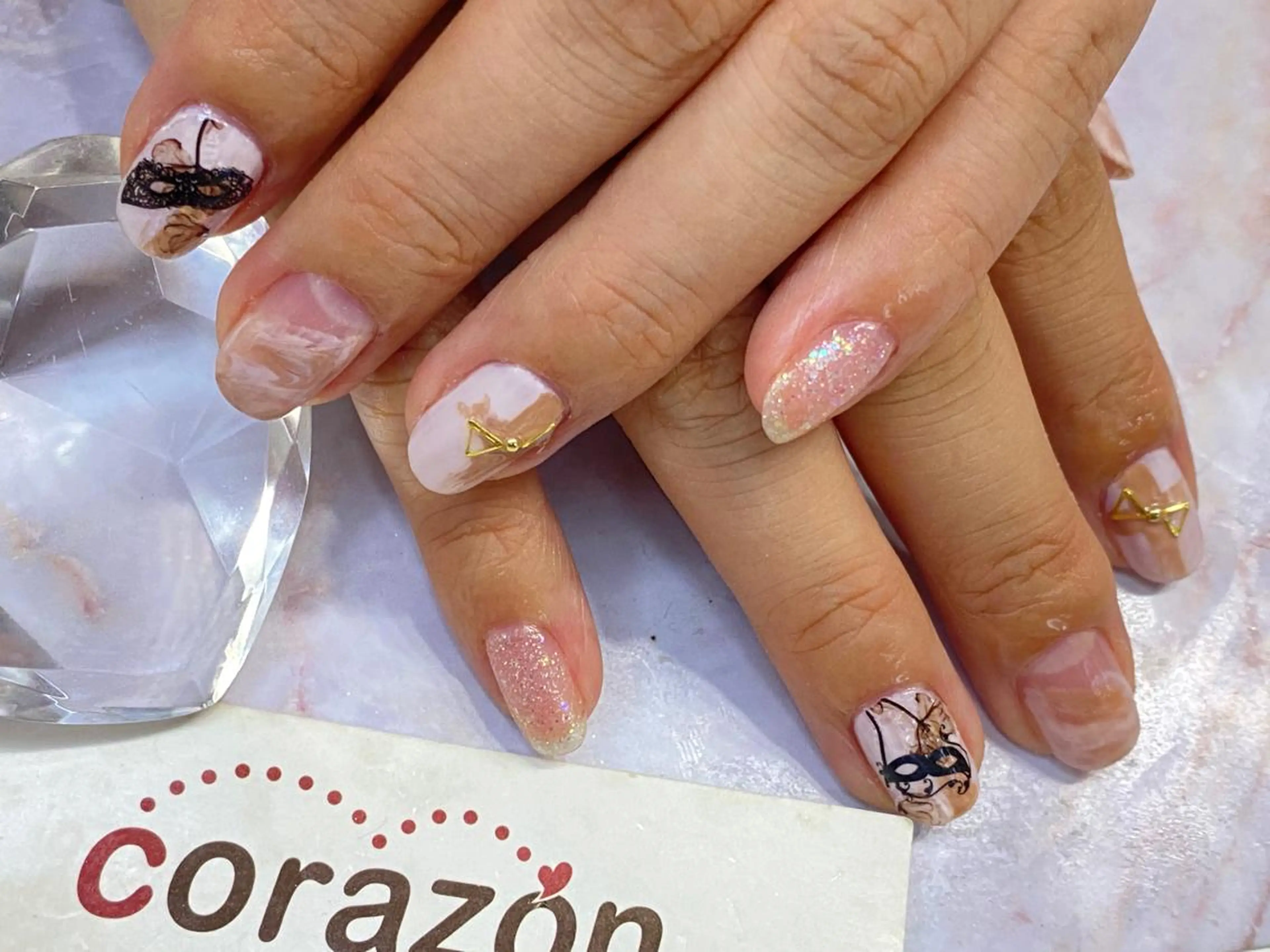 ネイル ハンドネイル フットネイル ハンドケア corazon所属・ネイリスト aicoのネイルデザイン