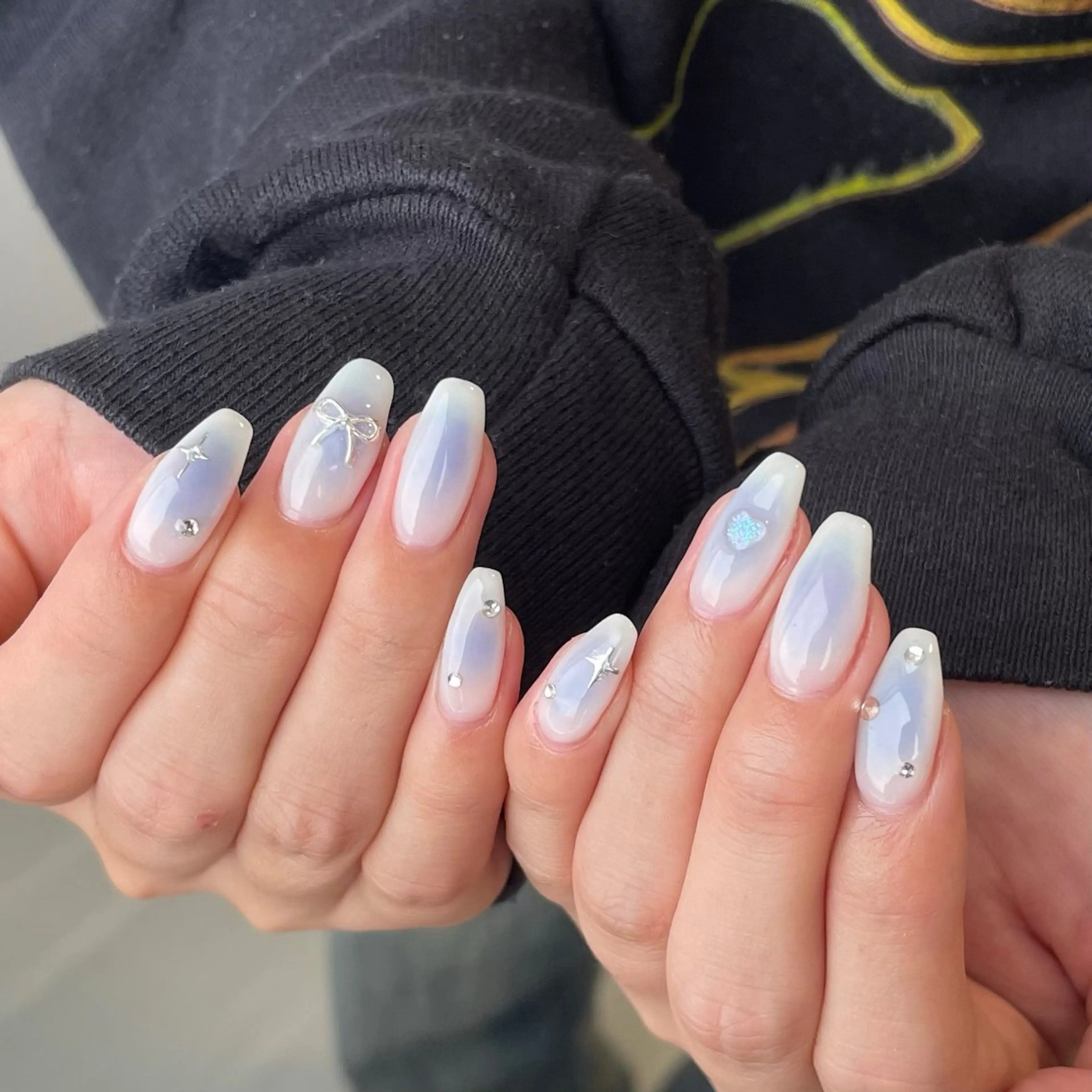 ネイル 鈴木 結奈のネイルデザイン