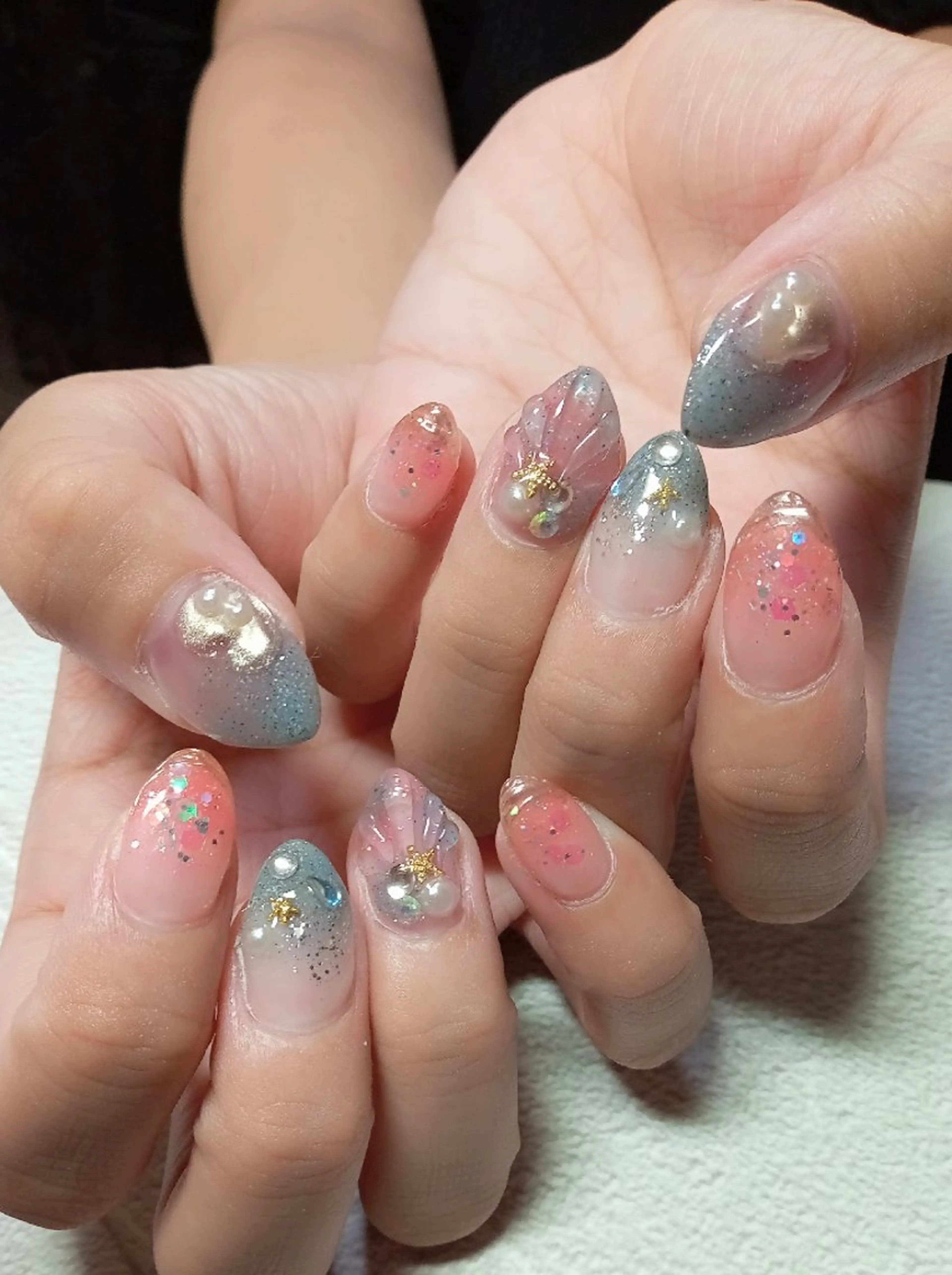 ネイル フレンチネイル ジェルネイル キラキラネイル 大理石ネイル(マーブル) ミラーネイル ハンドネイル flure de neige yukiのネイルデザイン