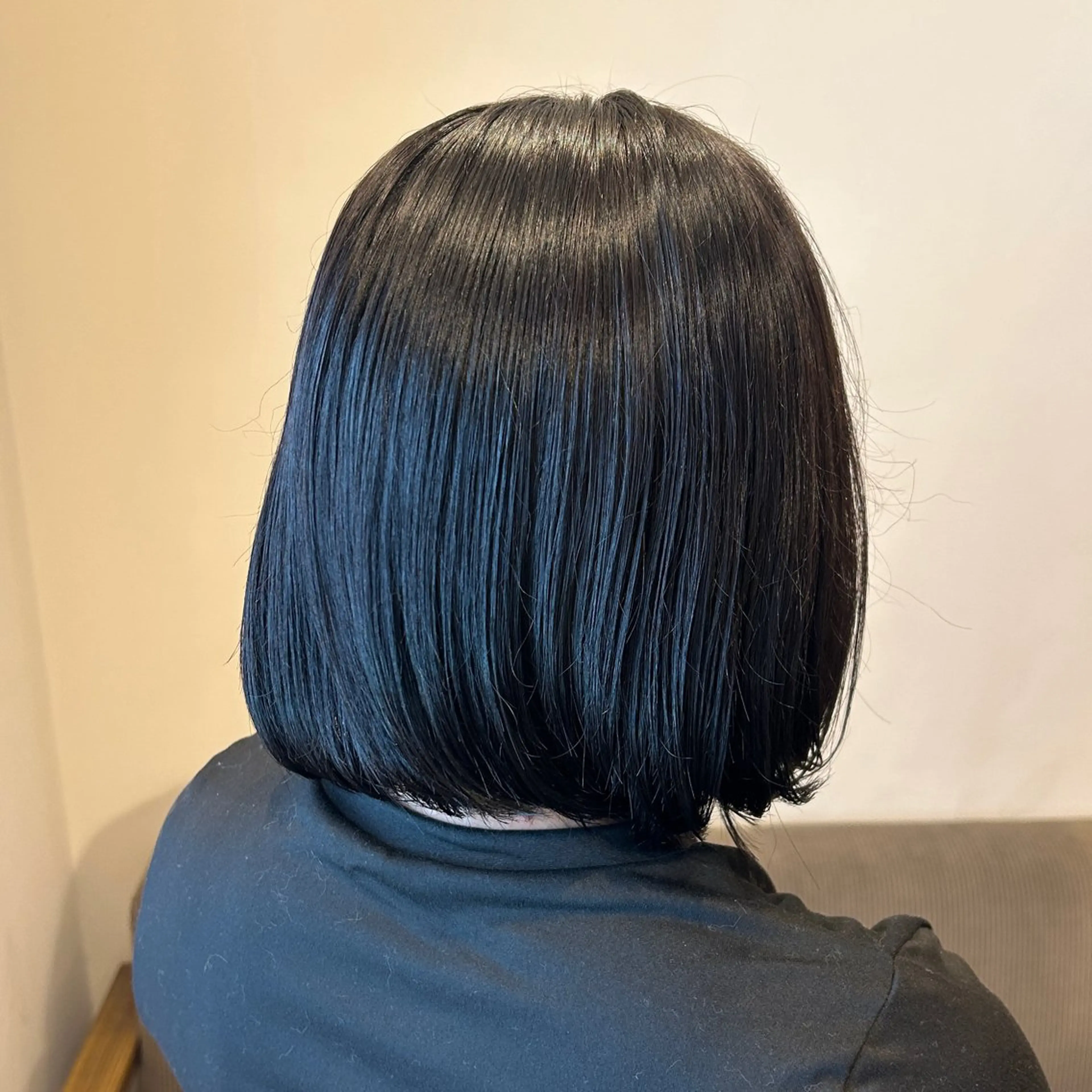 ショート カラー ヘアカラー ‎🤍江坂 ハヤシアヤナ‎🤍のヘアスタイル