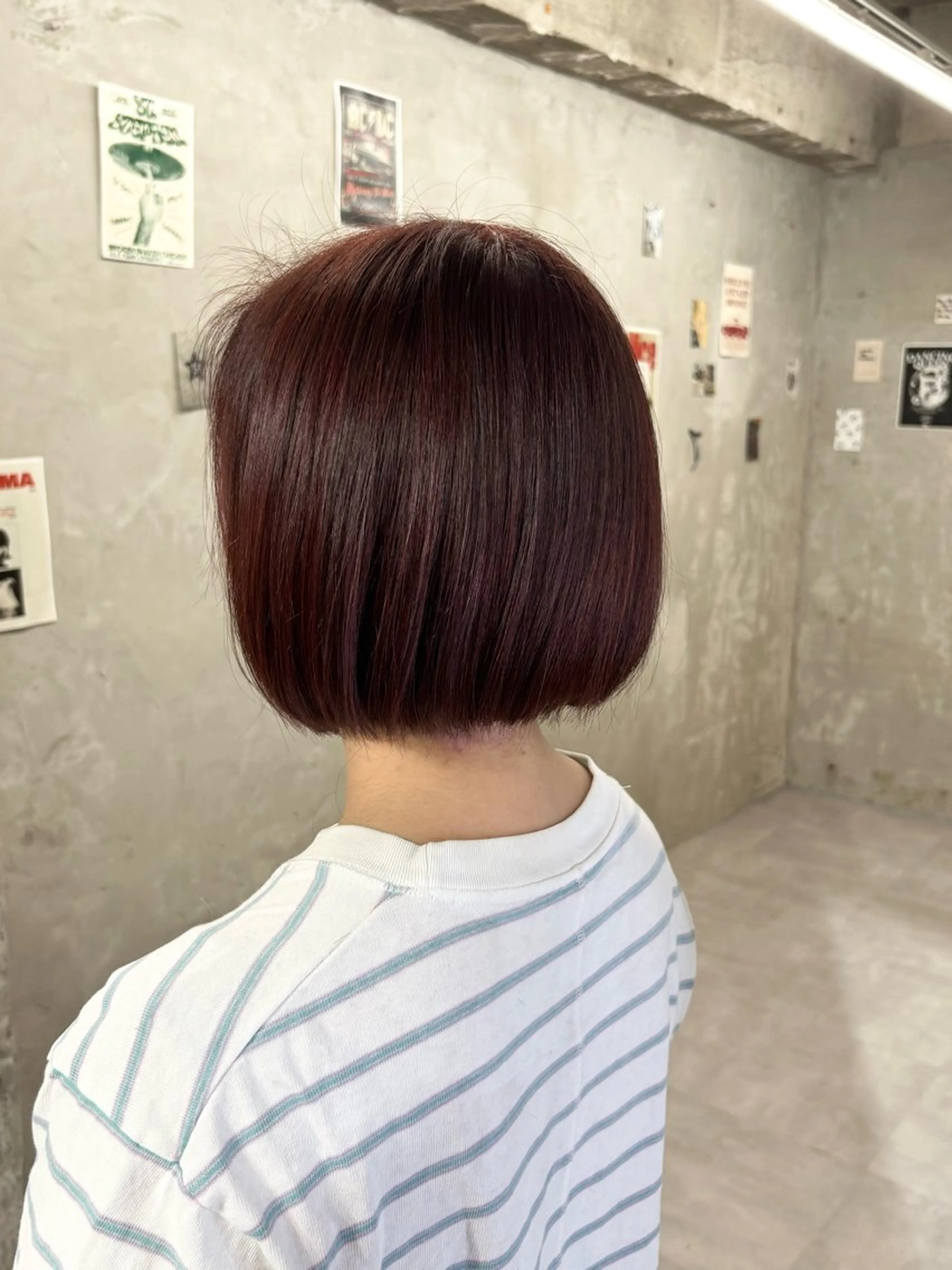 ショート カラー ブリーチ ブリーチなしカラー ピンクカラー カット ヘアカラー トリートメント door white hideのヘアスタイル