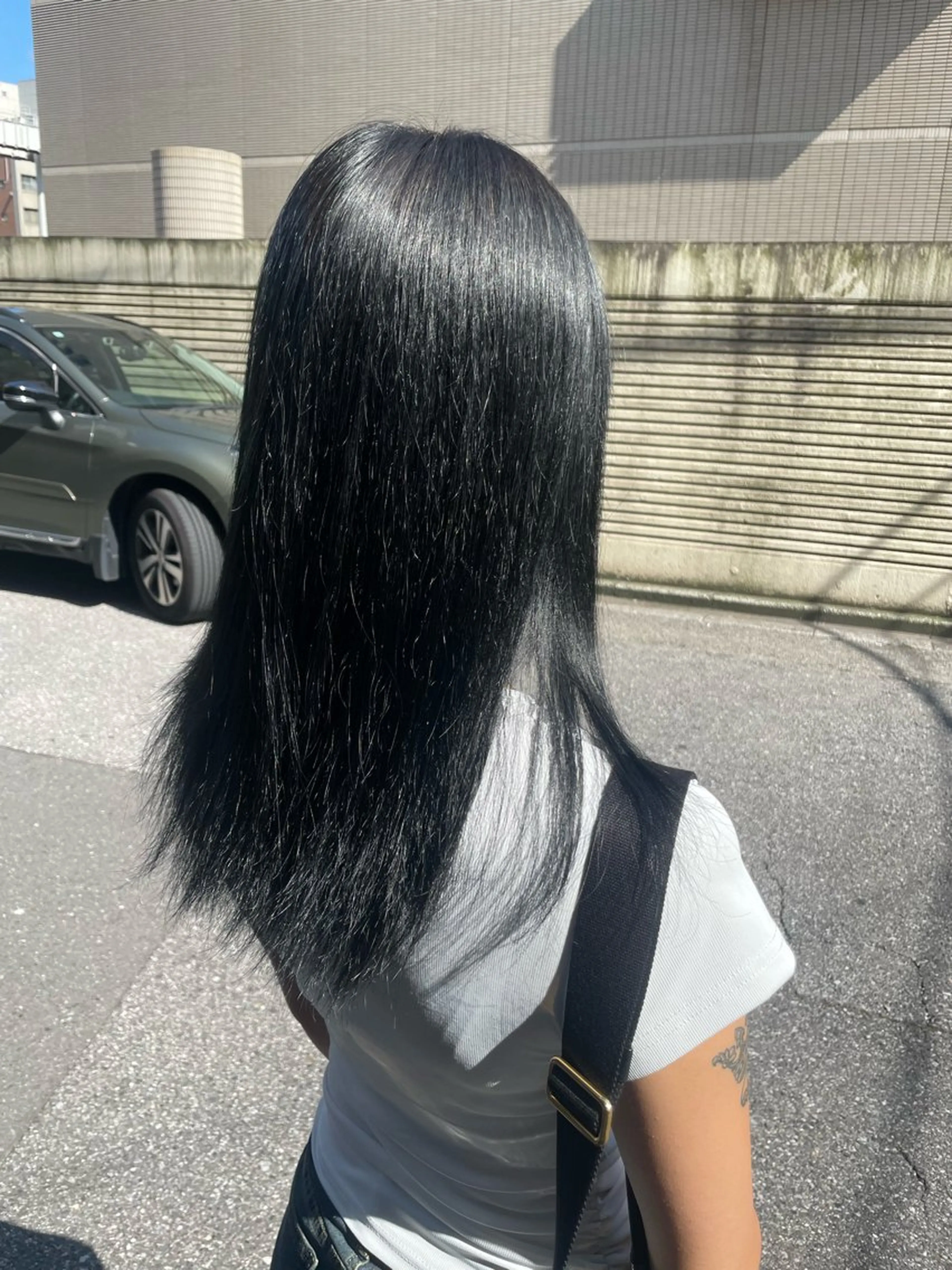 ミディアム カラー エクステ ひょう/germeのヘアスタイル