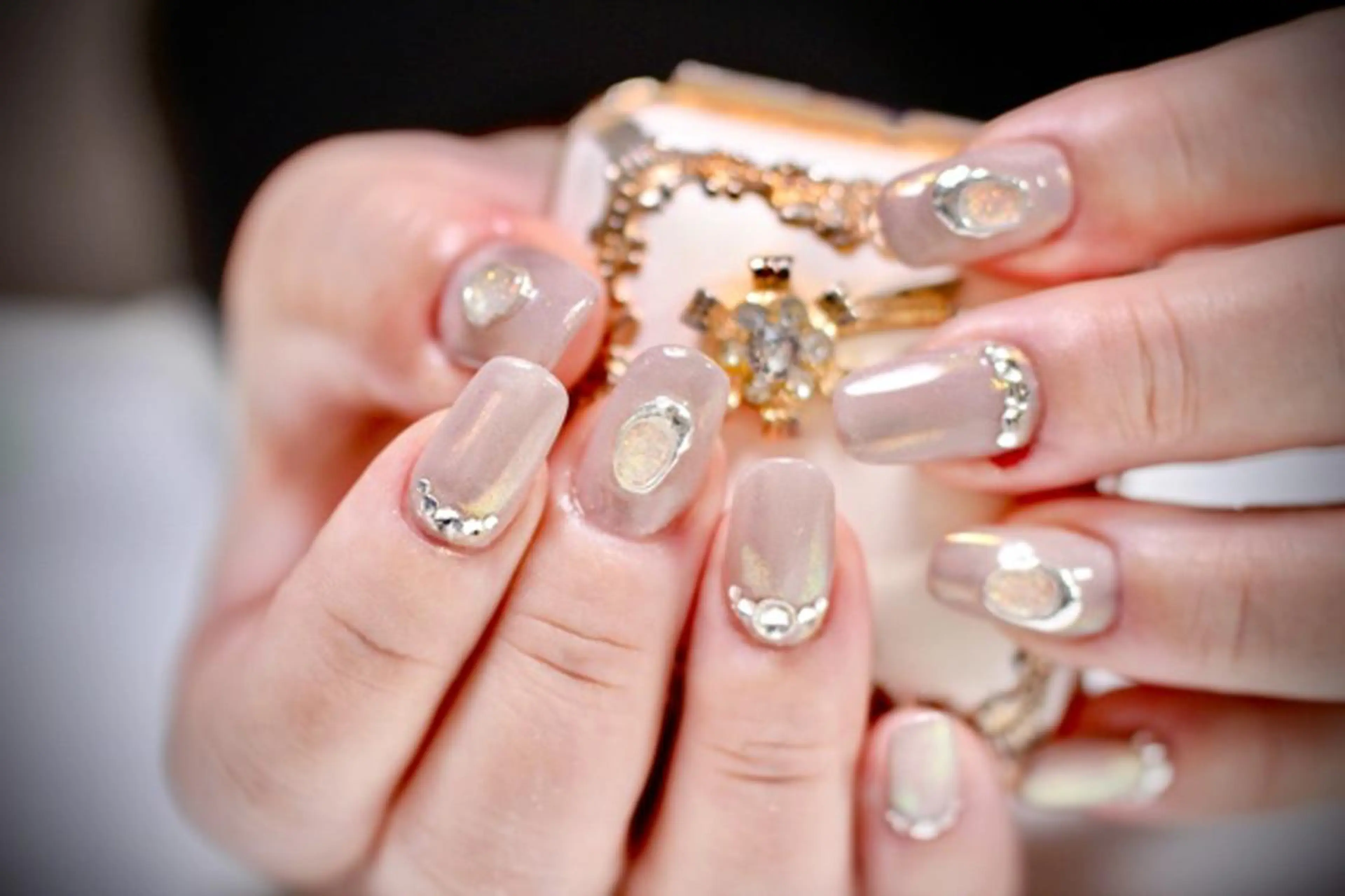 ネイル アートネイル 長さ出し ジェルネイル マグネットネイル スカルプネイル ママリンド　志村坂上店所属・しみ えんのネイルデザイン