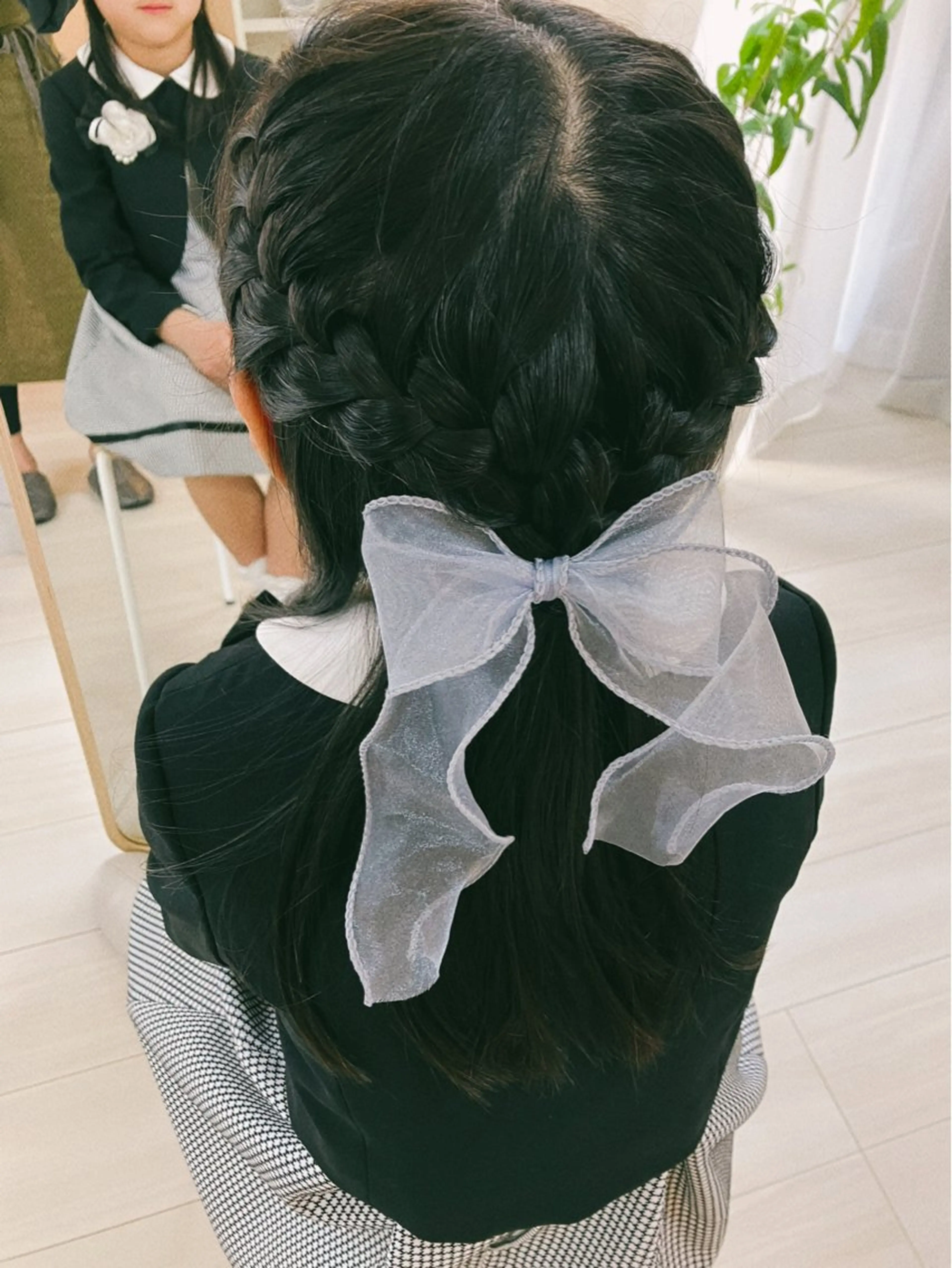 卒園、卒業、入学式向け❗️お子様ヘアセット①編み込み下ろし②編み込みハーフアップ③編み込みまとめ④ななめ編み込みの写真