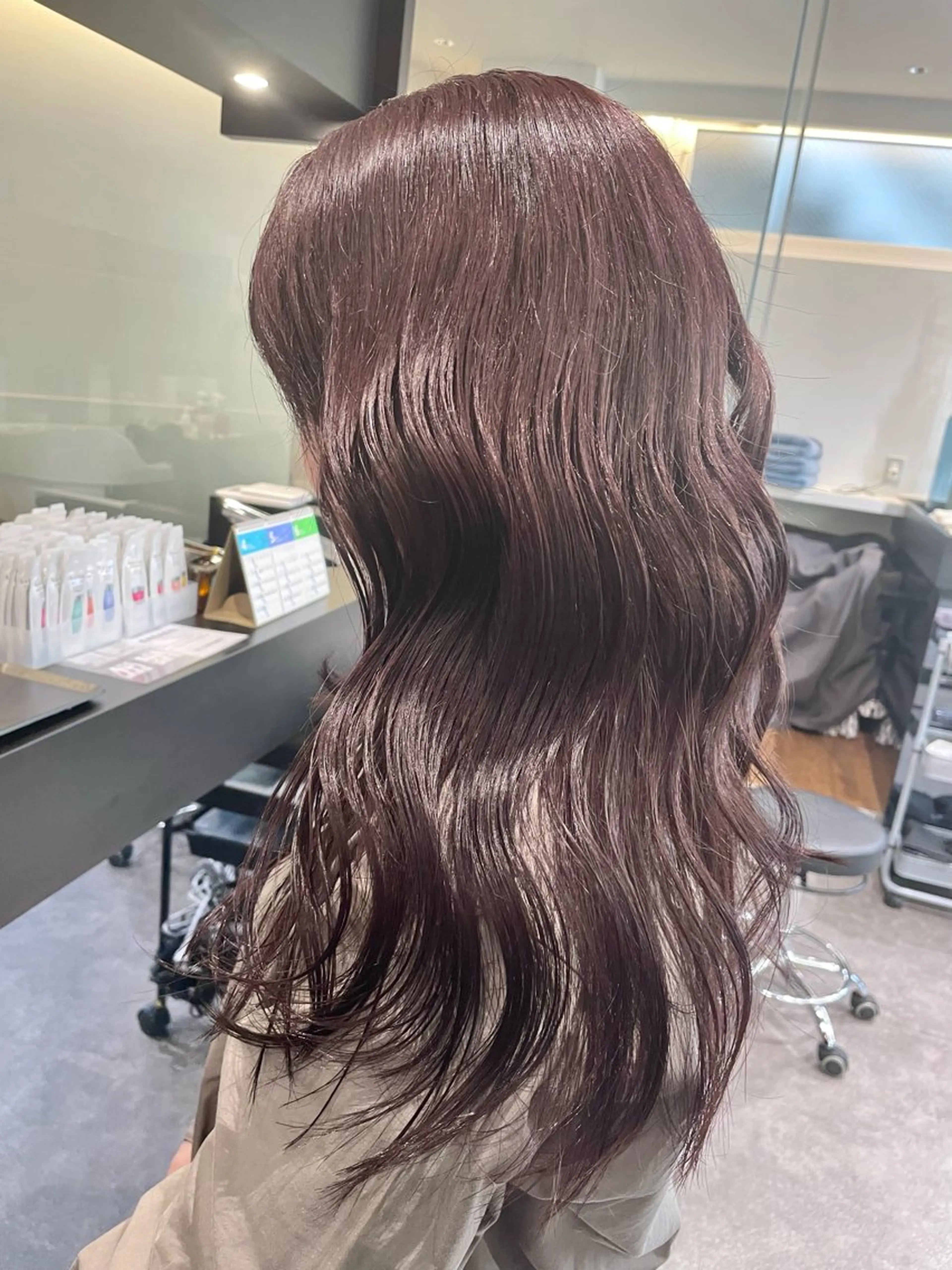 ロング カラー ブリーチ 透明感カラー ラベンダーカラー ブリーチなしカラー ダブルカラー🦖 /髪質改善⚡️しおりのヘアスタイル