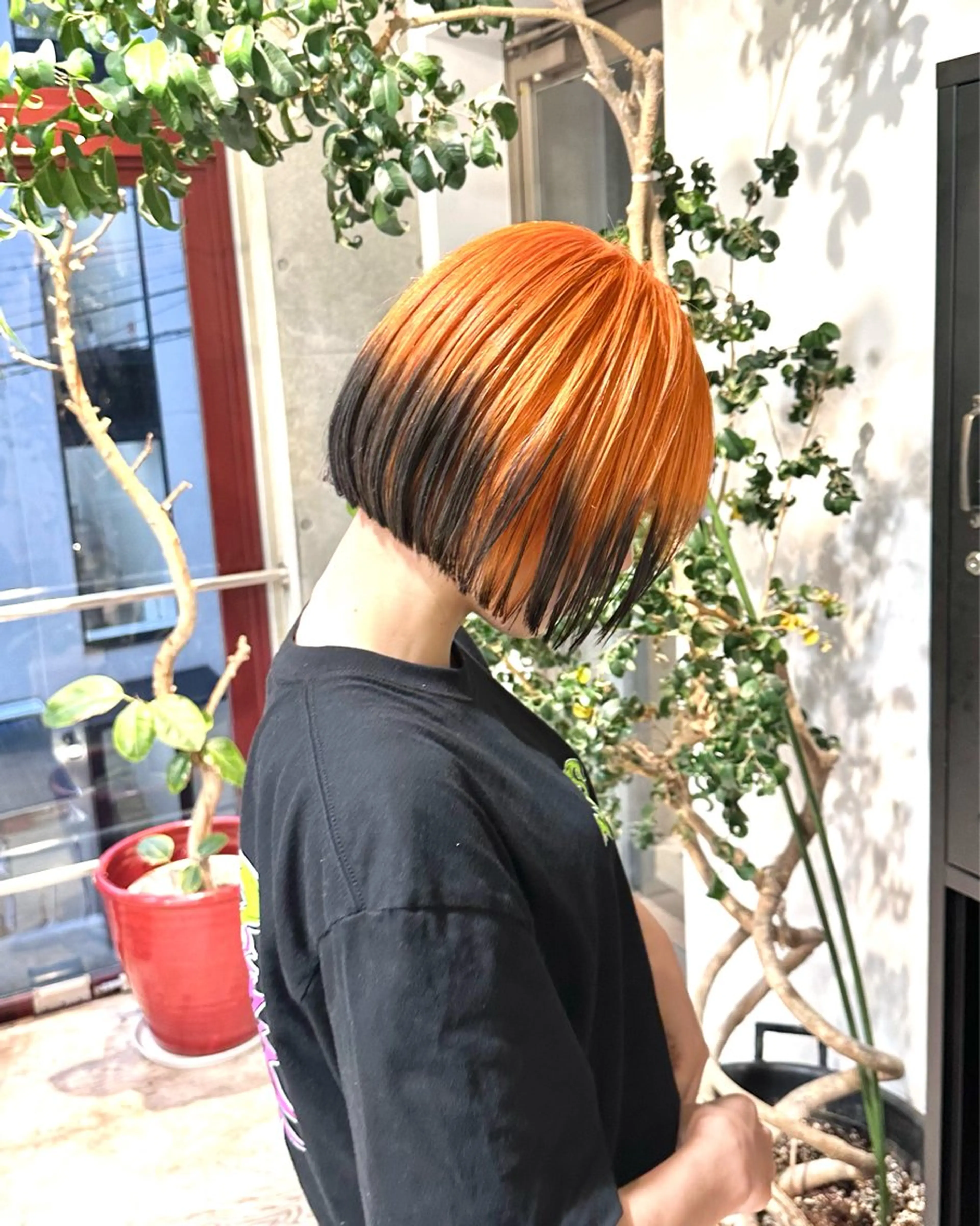 ショート ヘアカラー トリートメント 抜きっぱなしブロンド ササキカズマのヘアスタイル