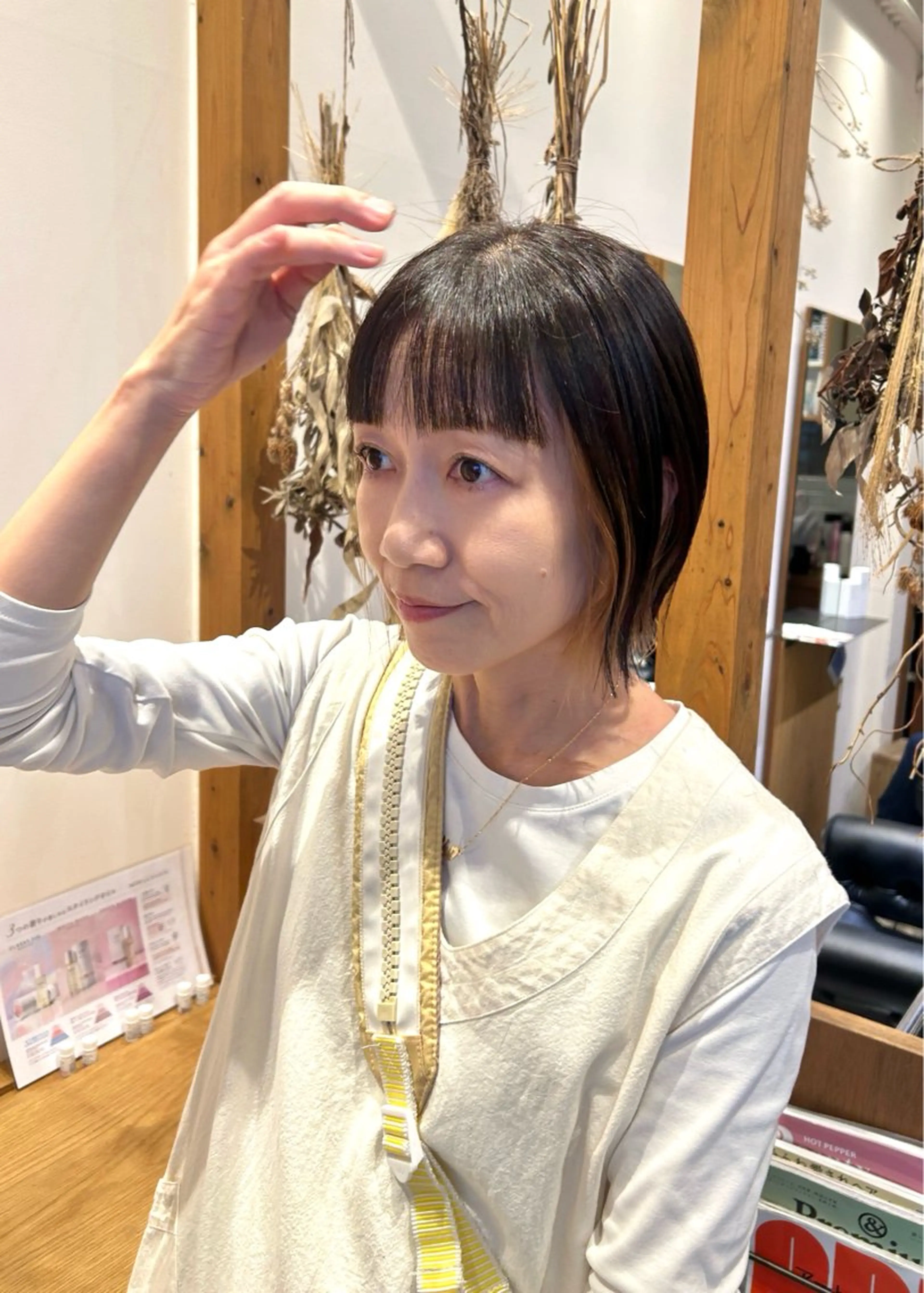 ショート カラー カット ヘアカラー トリートメント ENIF ツキのヘアスタイル