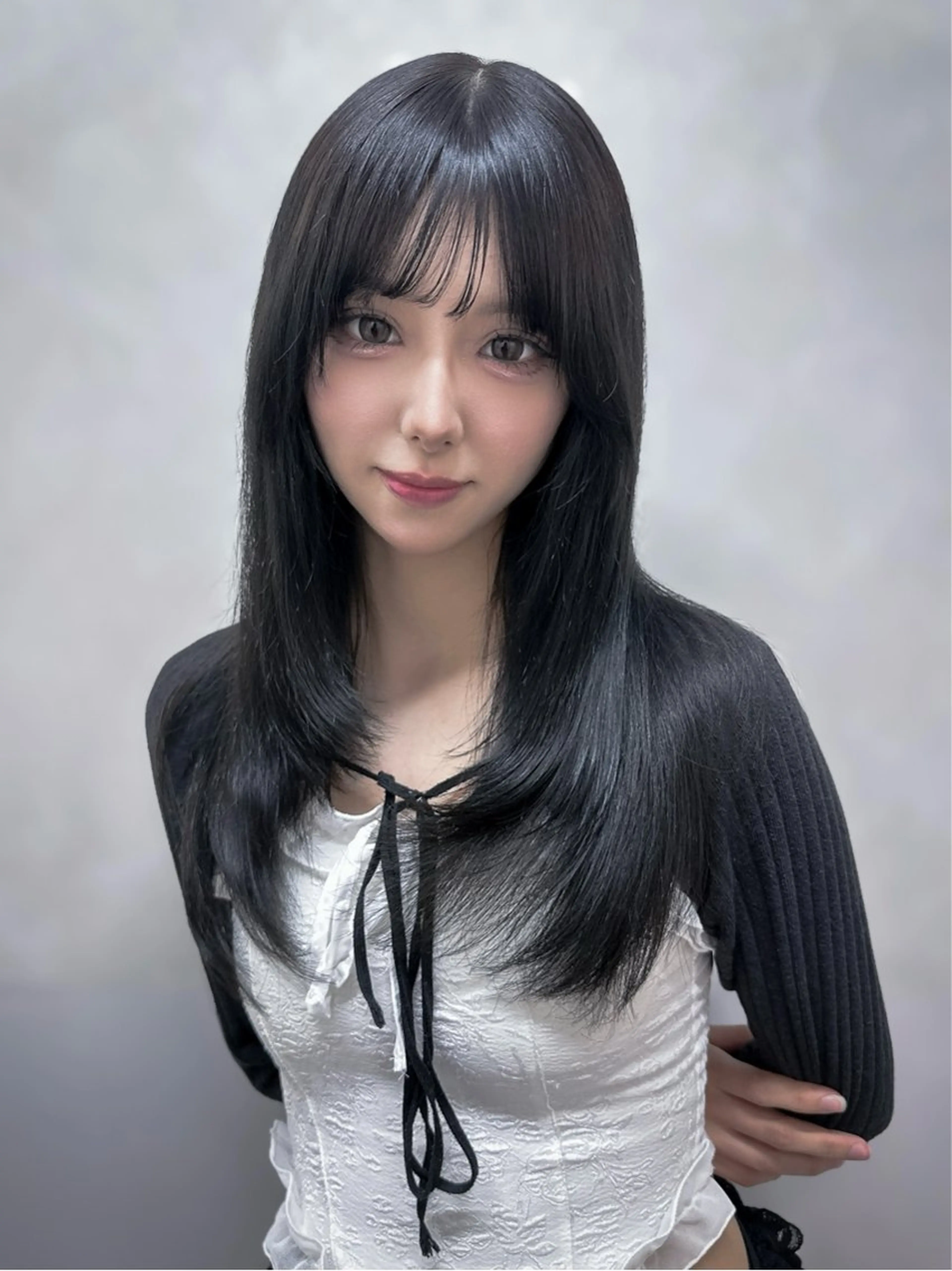 ロング カラー ハイトーン/ 縮毛矯正のヘアスタイル