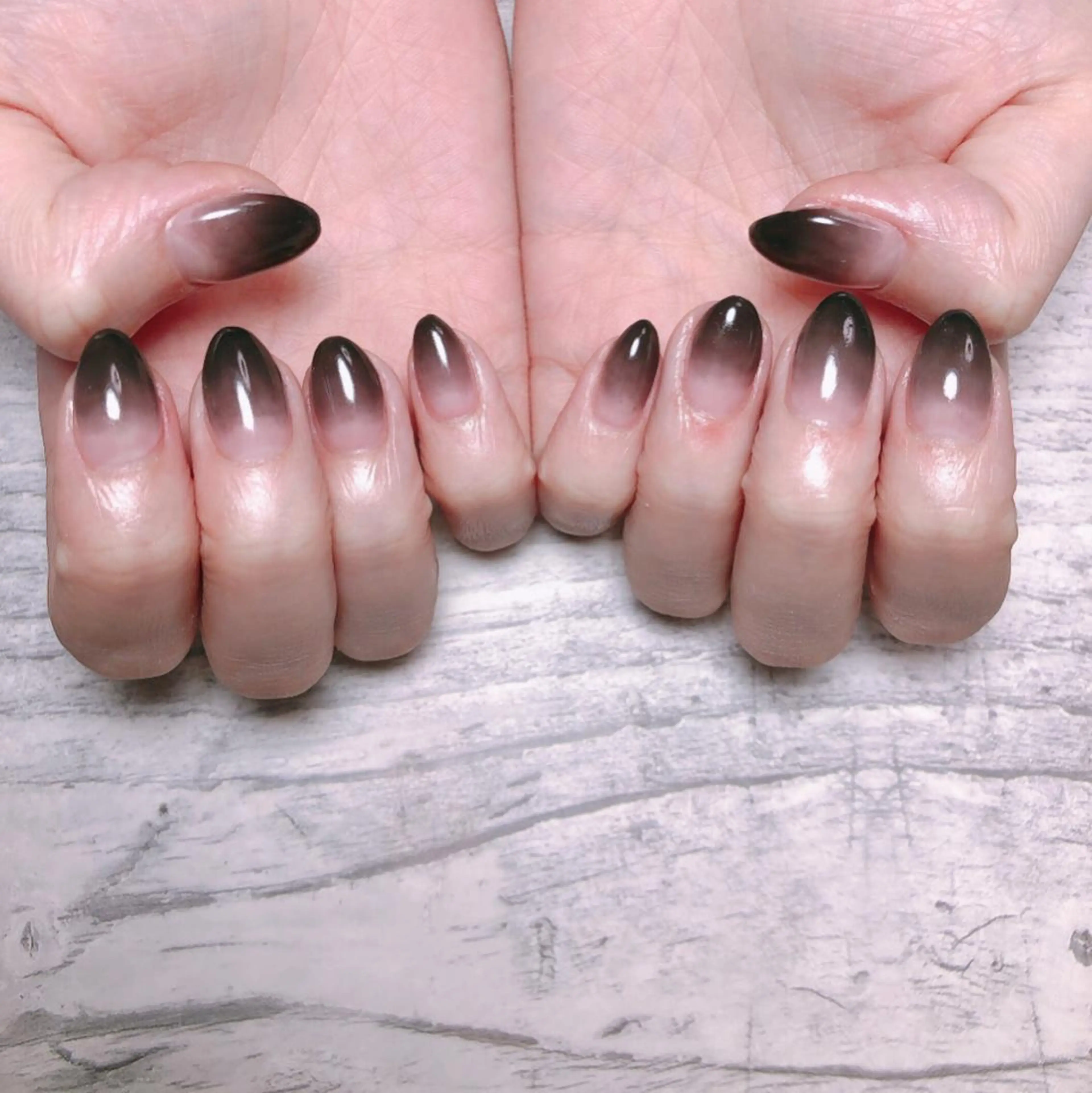 ネイル 個室ネイルサロンDolly  Girl〜ドーリーガール〜所属・DollyGirl KYOKOのネイルデザイン