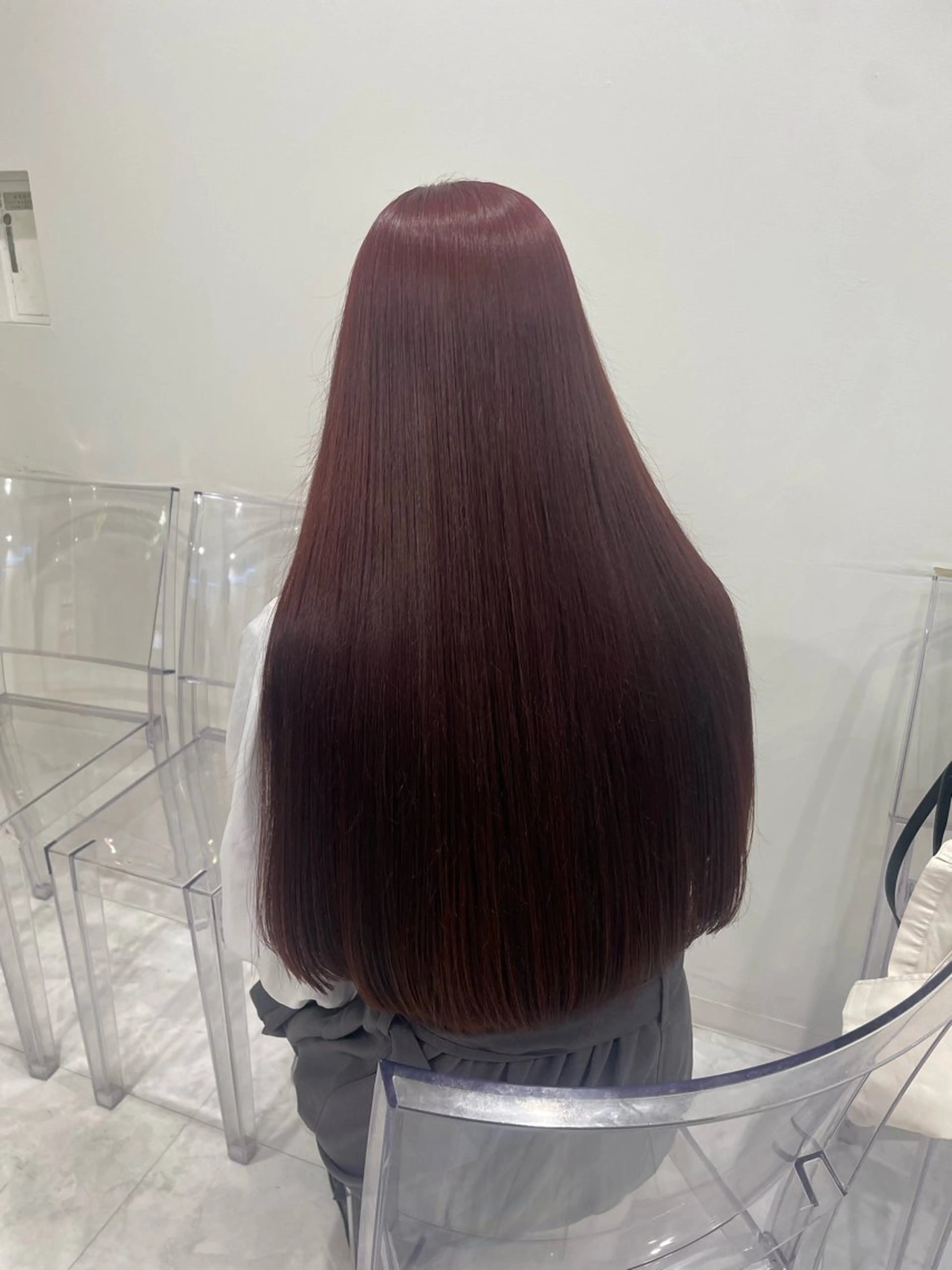 ロング カラー カット ヘアカラー トリートメント ヘッドスパ 韓国風艶髪🎀 透明感カラー🤍のヘアスタイル