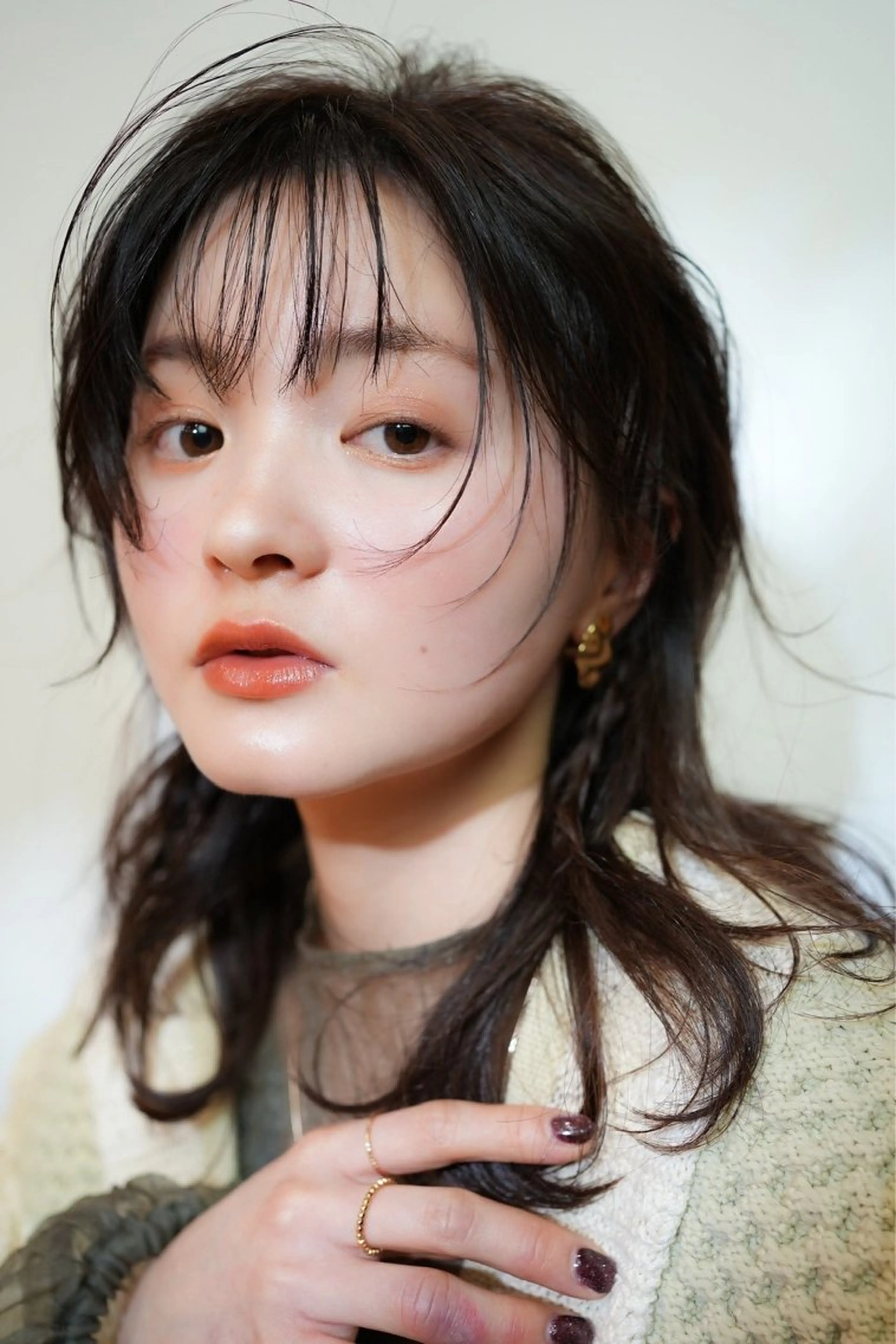 ミディアム 顔周りカット レイヤーカット SHEA +所属・SHEA 遥海 アイブロウ/眉パーマの眉毛・アイブロウイメージ